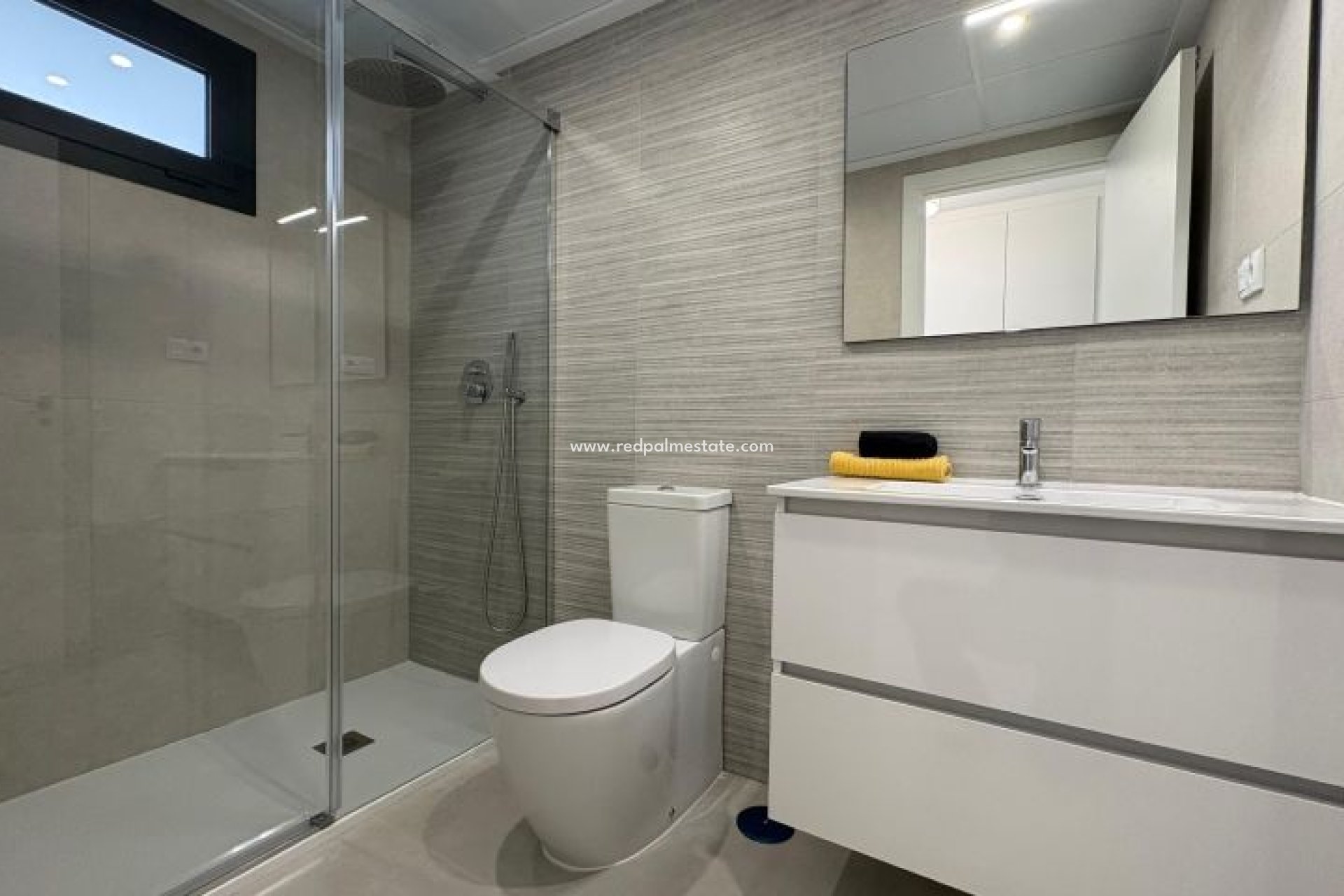 Reventa - Apartmentos -
Orihuela Costa