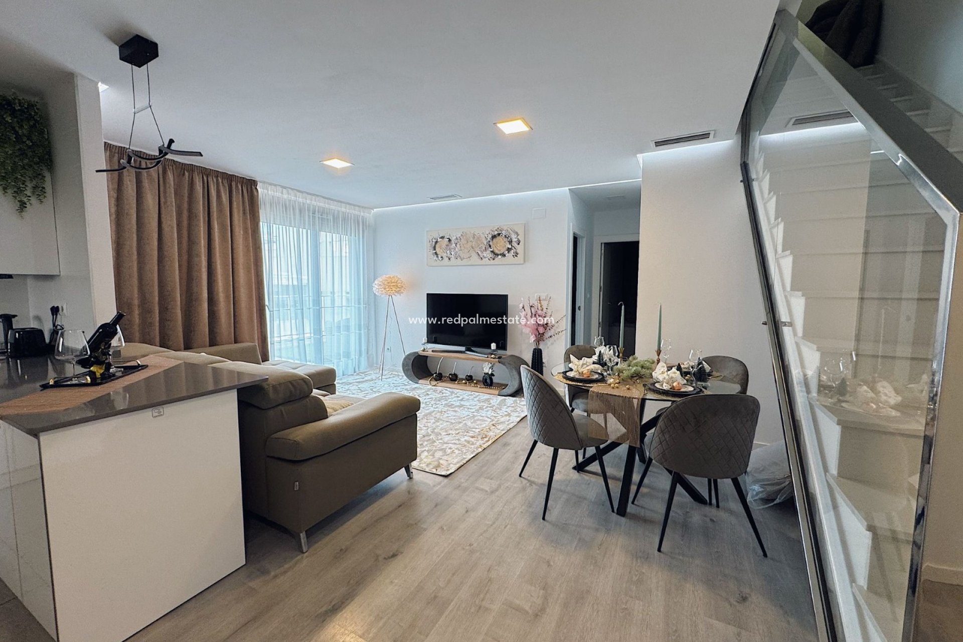 Reventa - Apartmentos -
Orihuela Costa