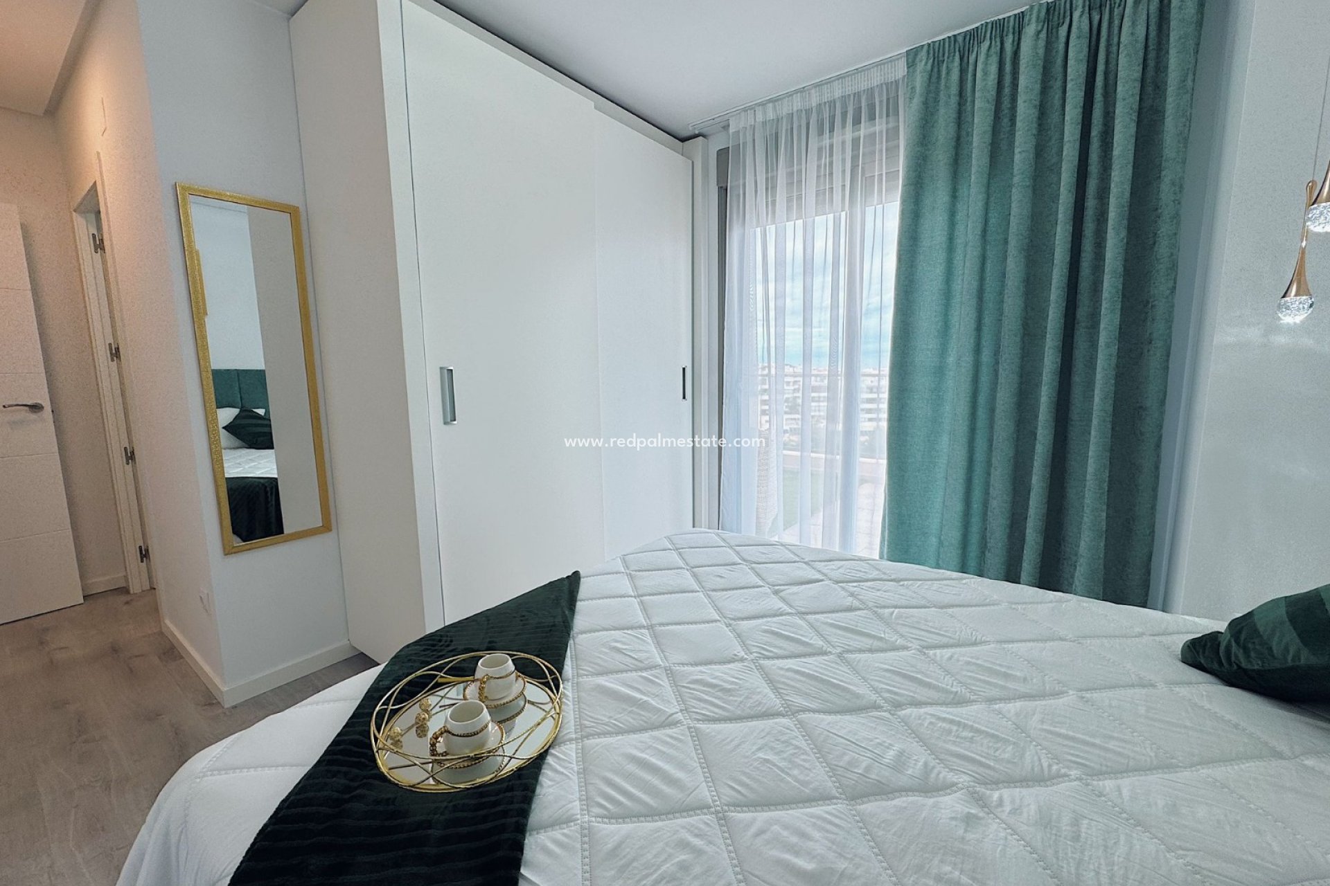 Reventa - Apartmentos -
Orihuela Costa