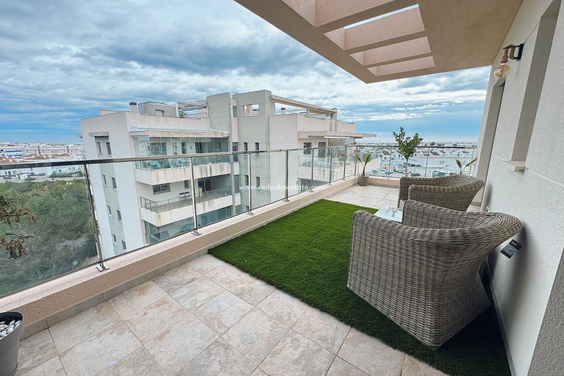 Reventa - Apartmentos -
Orihuela Costa