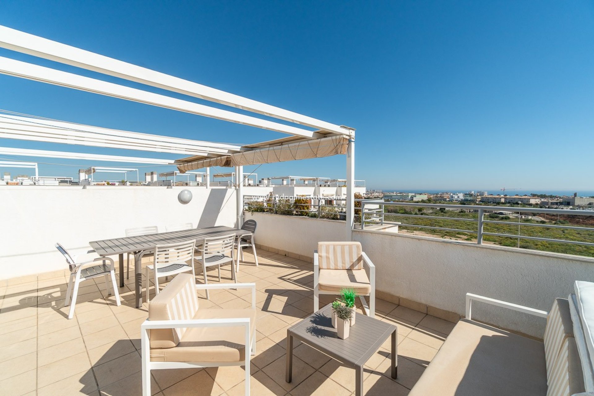 Reventa - Apartmentos -
Orihuela Costa