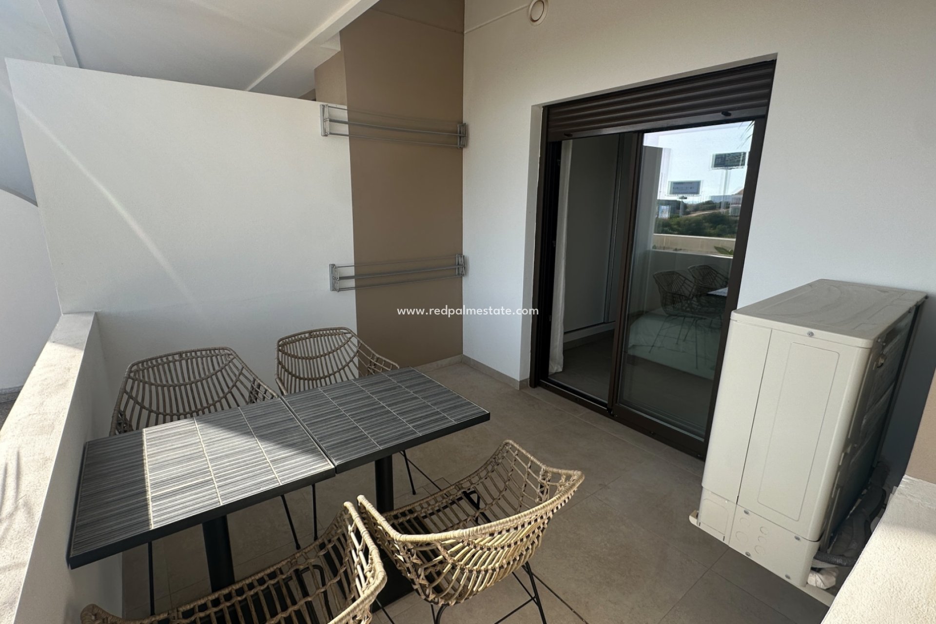Reventa - Apartmentos -
Orihuela Costa