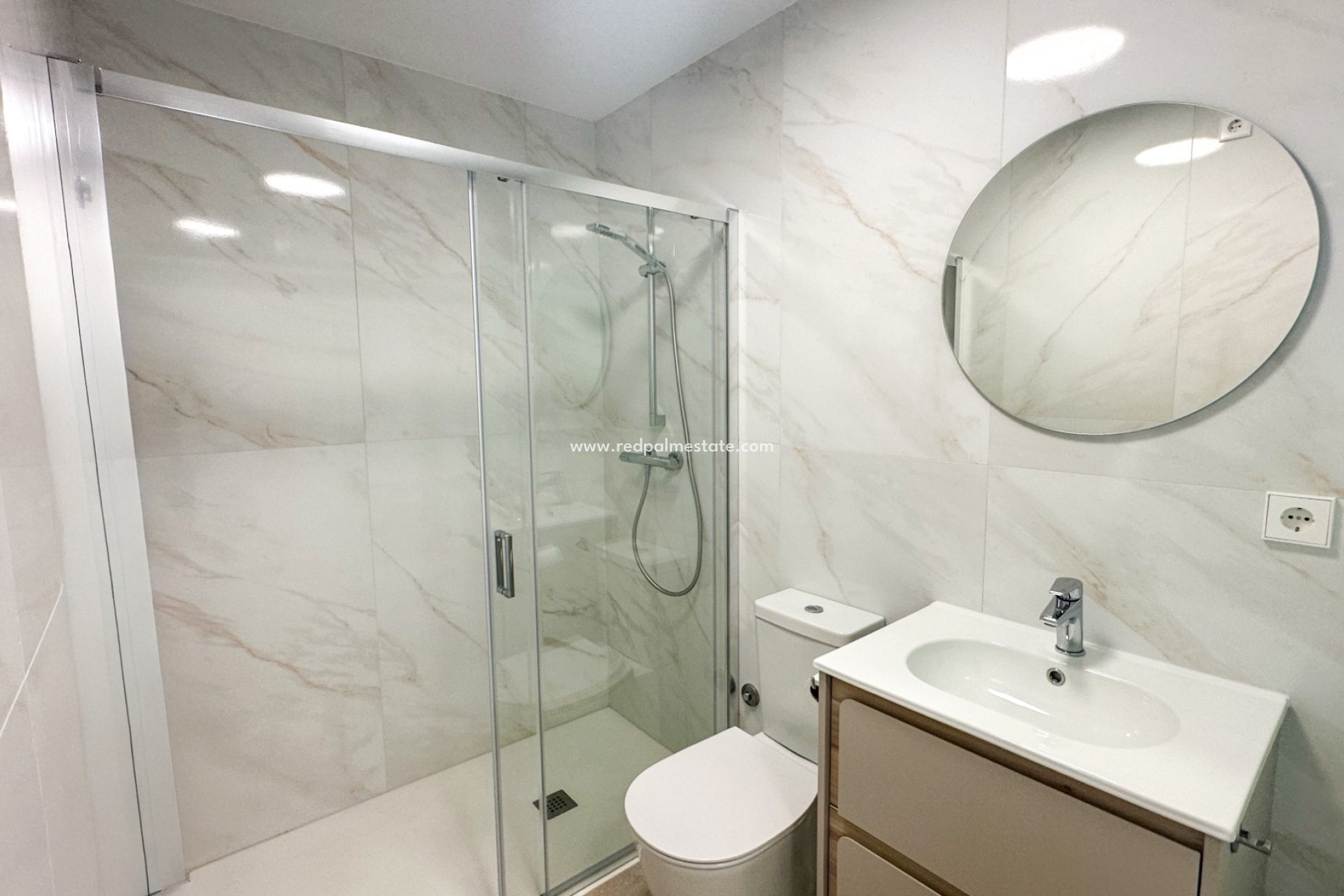 Reventa - Apartmentos -
Orihuela Costa