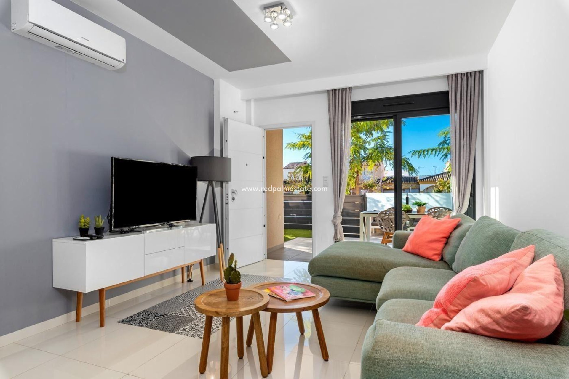 Reventa - Apartmentos -
Pilar de la Horadada - Pueblo Latino