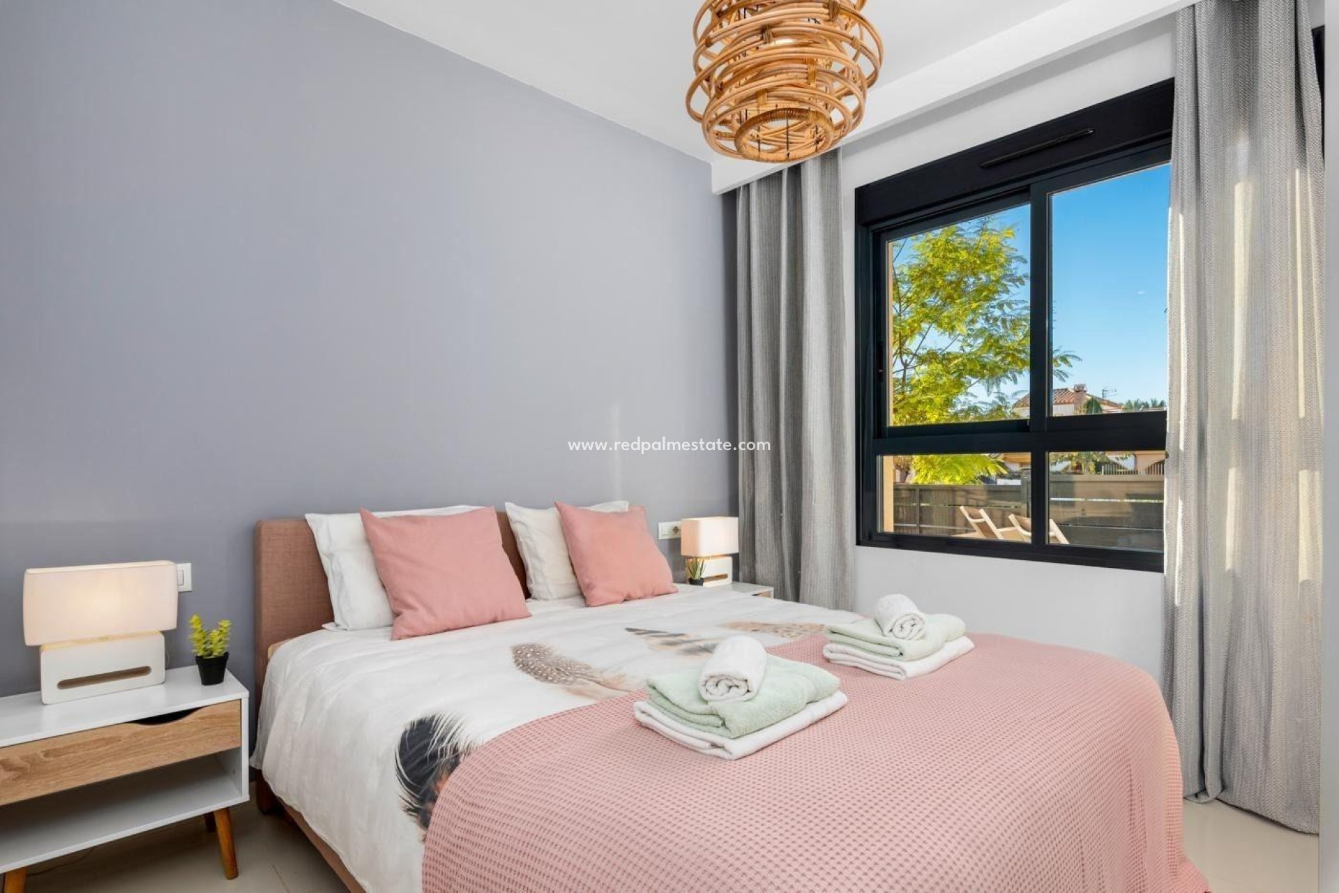 Reventa - Apartmentos -
Pilar de la Horadada - Pueblo Latino