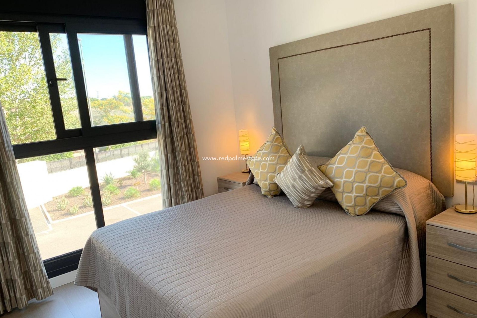 Reventa - Apartmentos -
Pilar de la Horadada