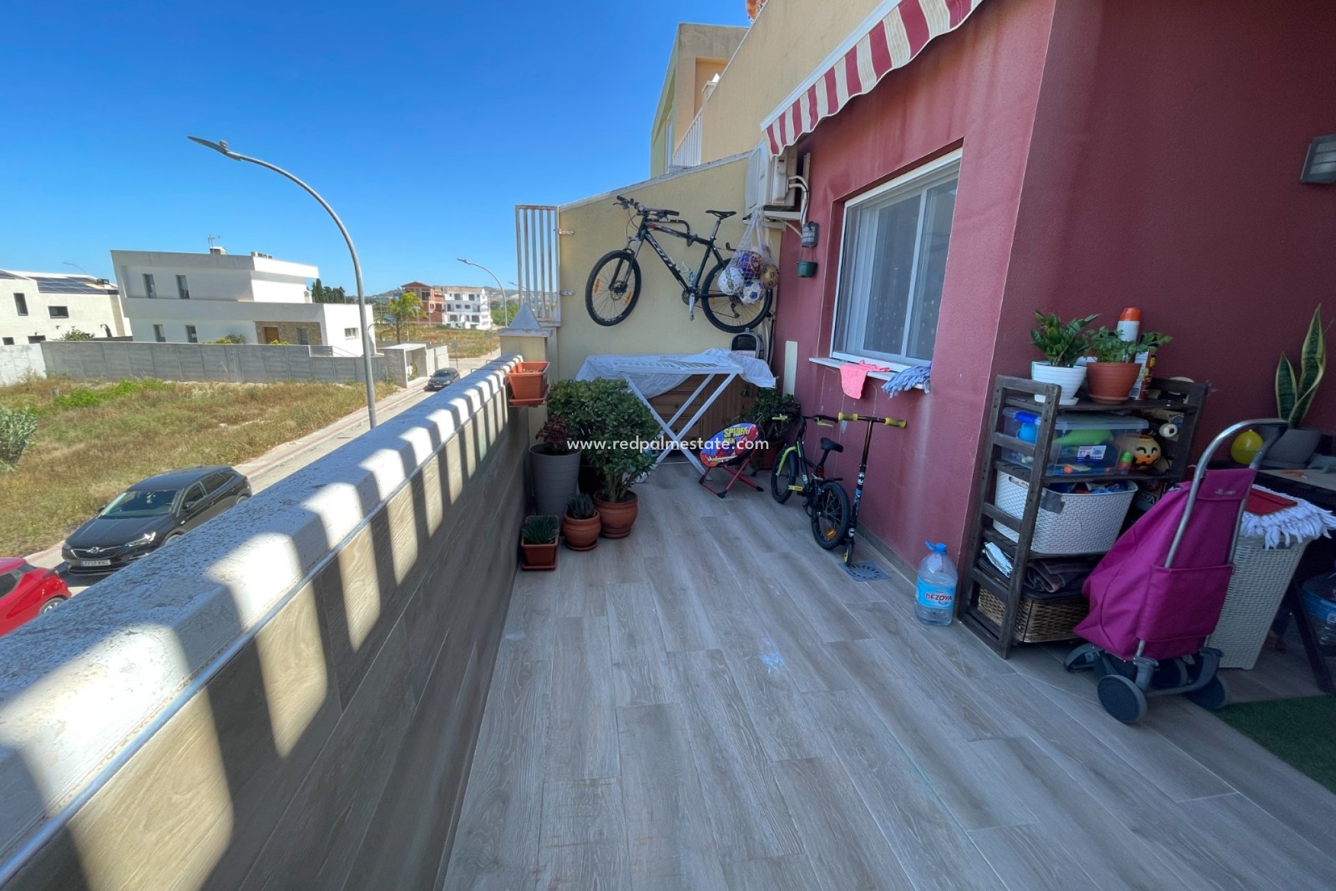 Reventa - Apartmentos -
Rafal - Inland