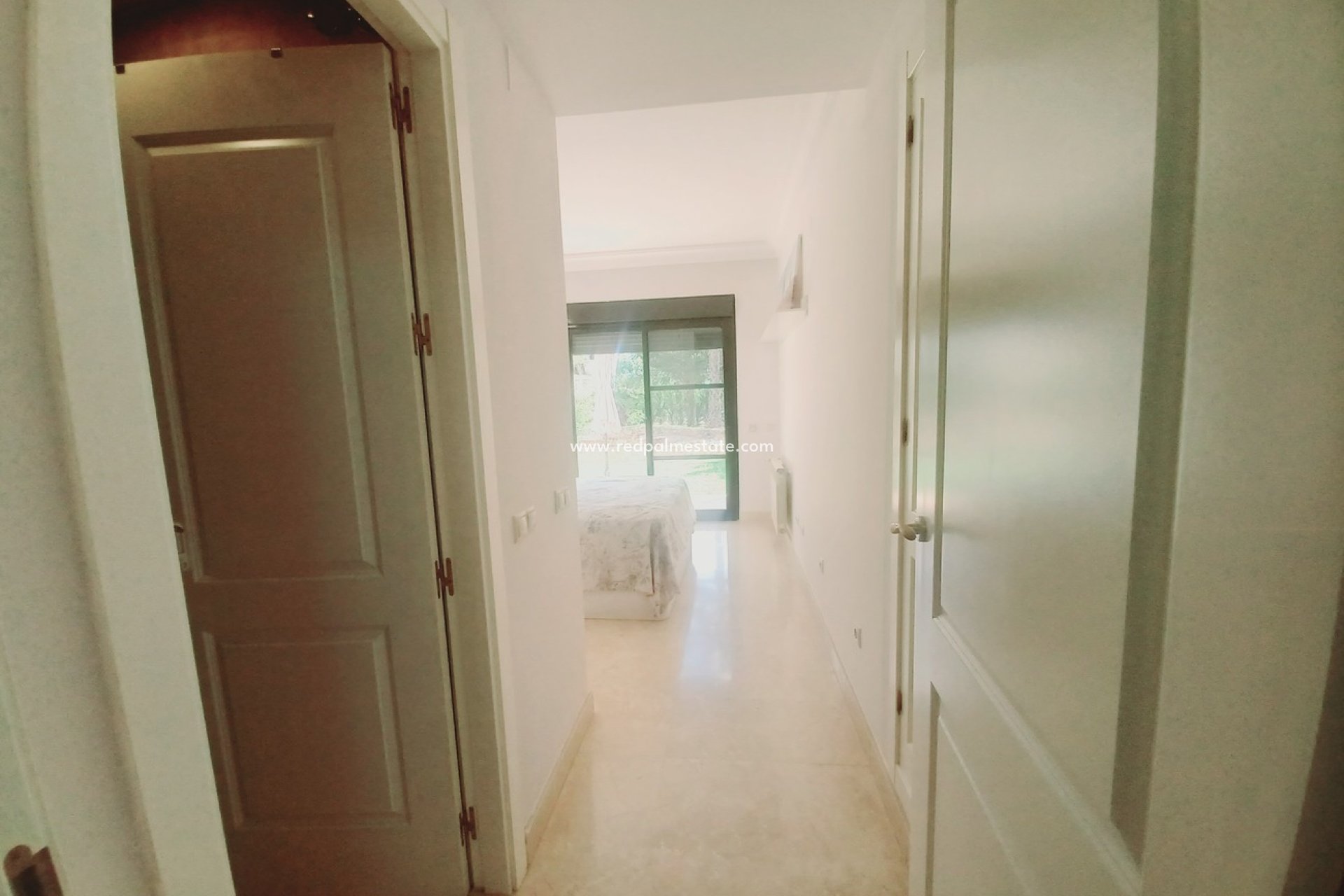 Reventa - Apartmentos -
Roda Golf Resort - Inland