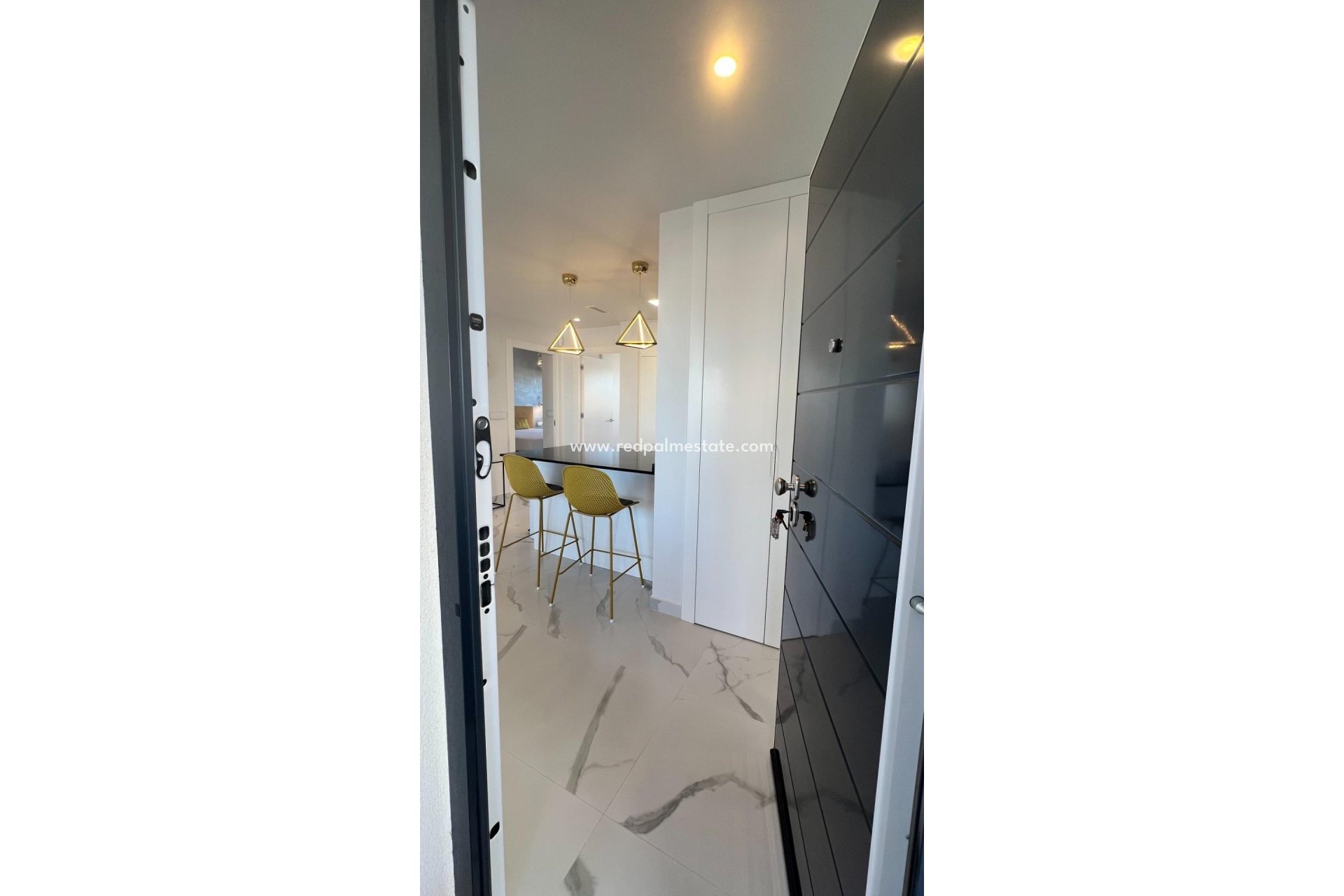 Reventa - Apartmentos -
San Miguel de Salinas - Bellavista