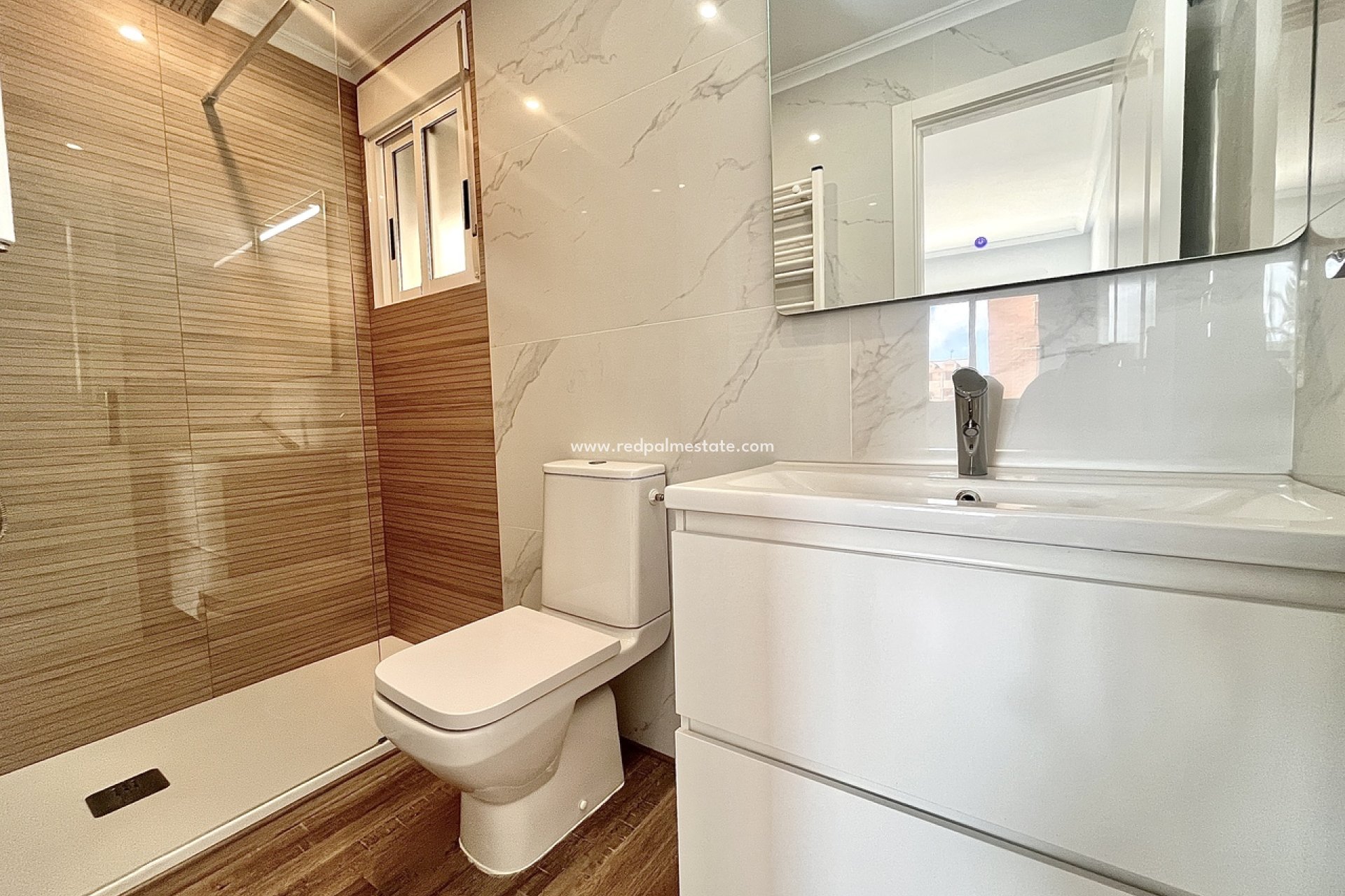 Reventa - Apartmentos -
San Miguel de Salinas - Inland