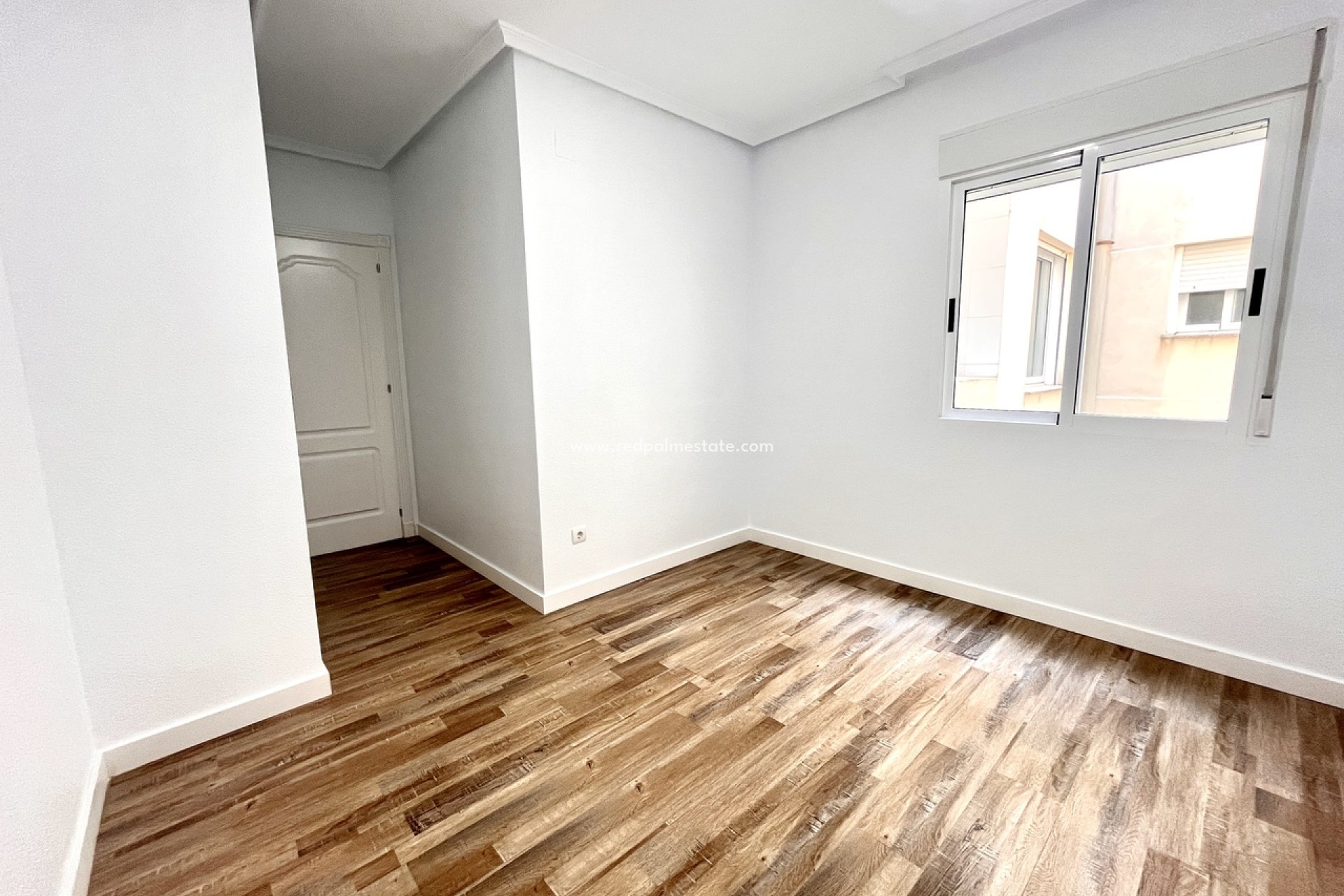 Reventa - Apartmentos -
San Miguel de Salinas - Inland