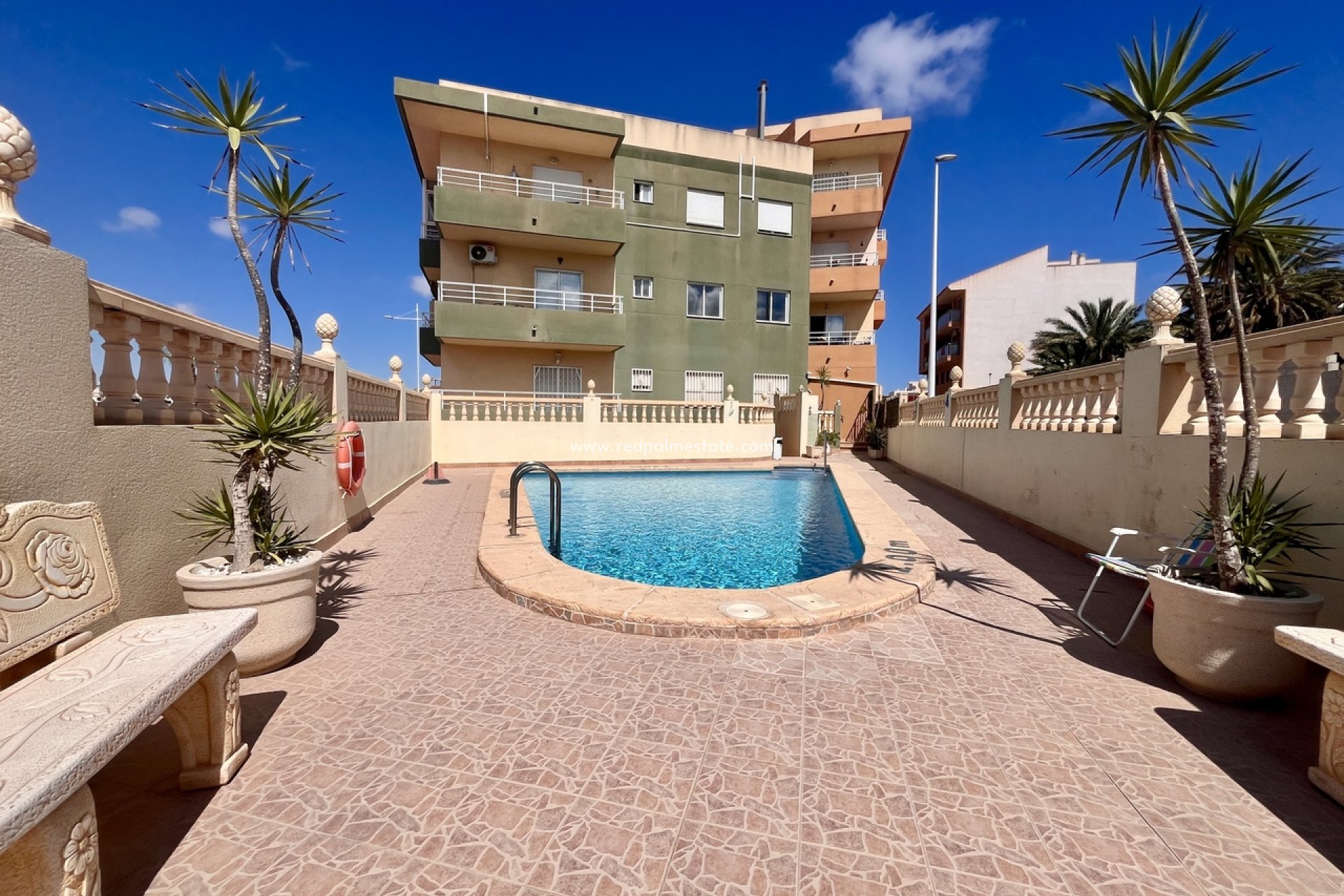 Reventa - Apartmentos -
San Miguel de Salinas - Inland