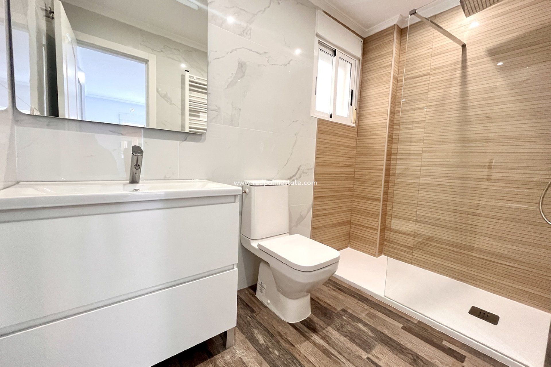 Reventa - Apartmentos -
San Miguel de Salinas - Inland