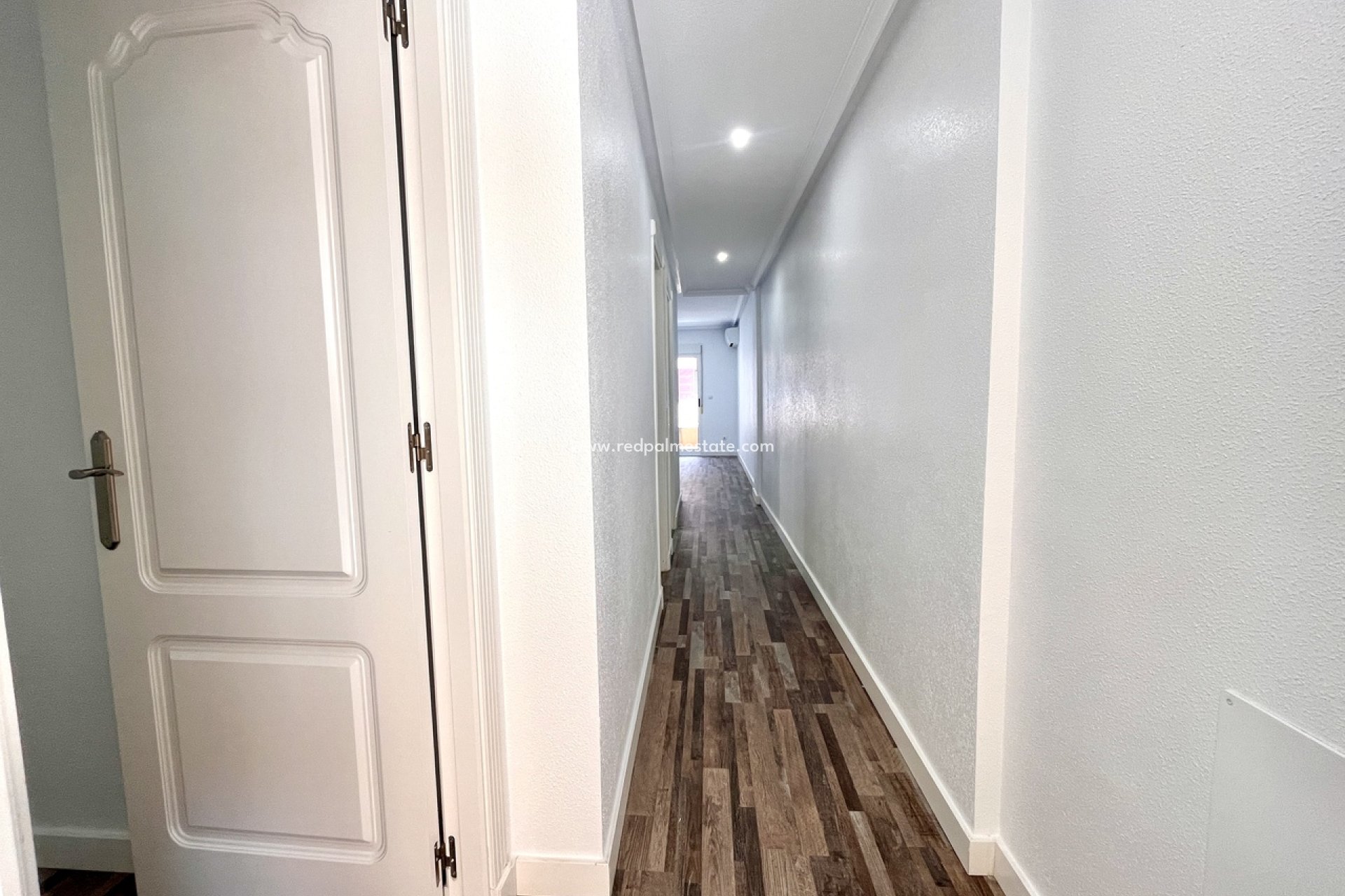 Reventa - Apartmentos -
San Miguel de Salinas - Inland