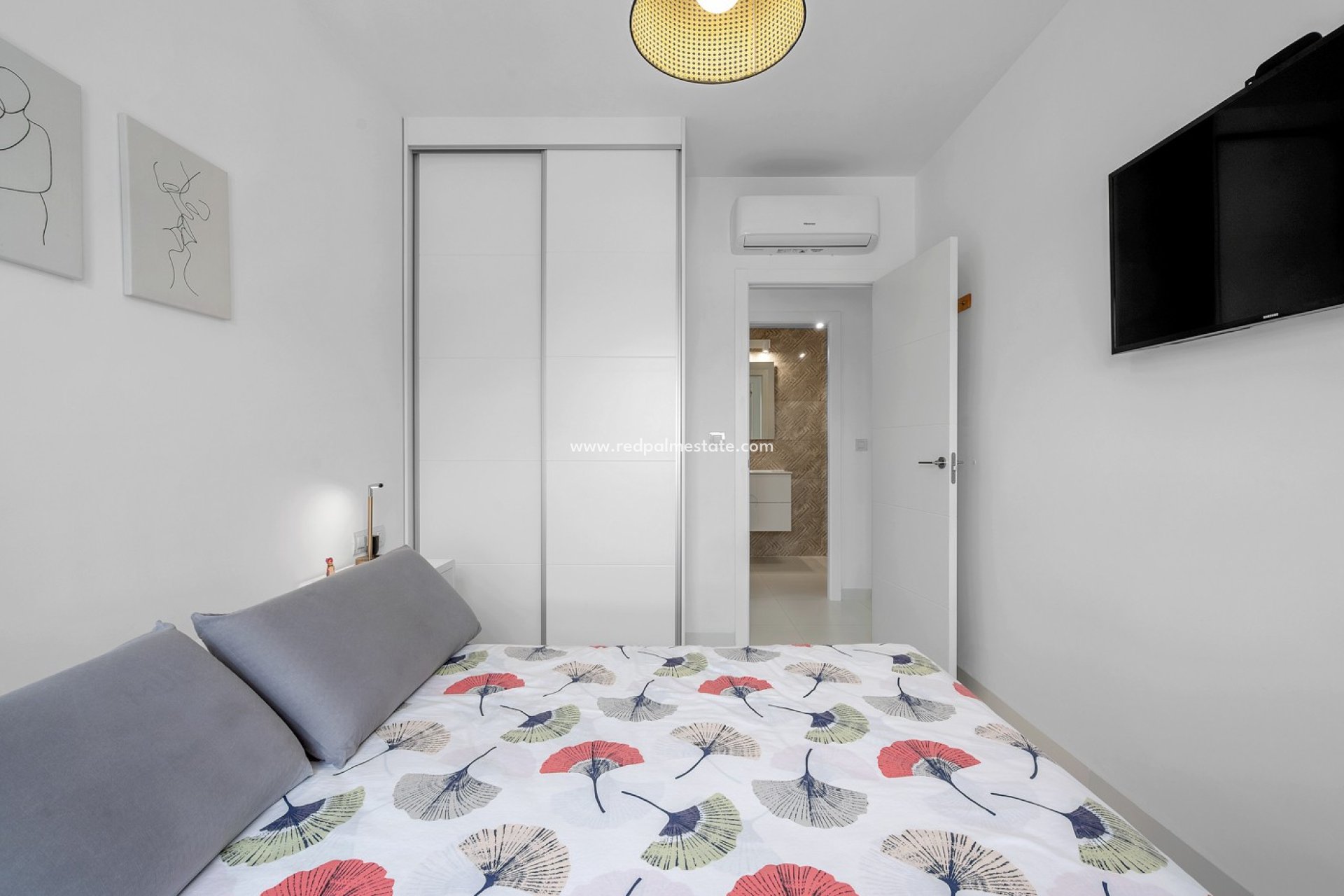 Reventa - Apartmentos -
San Miguel de Salinas - Inland