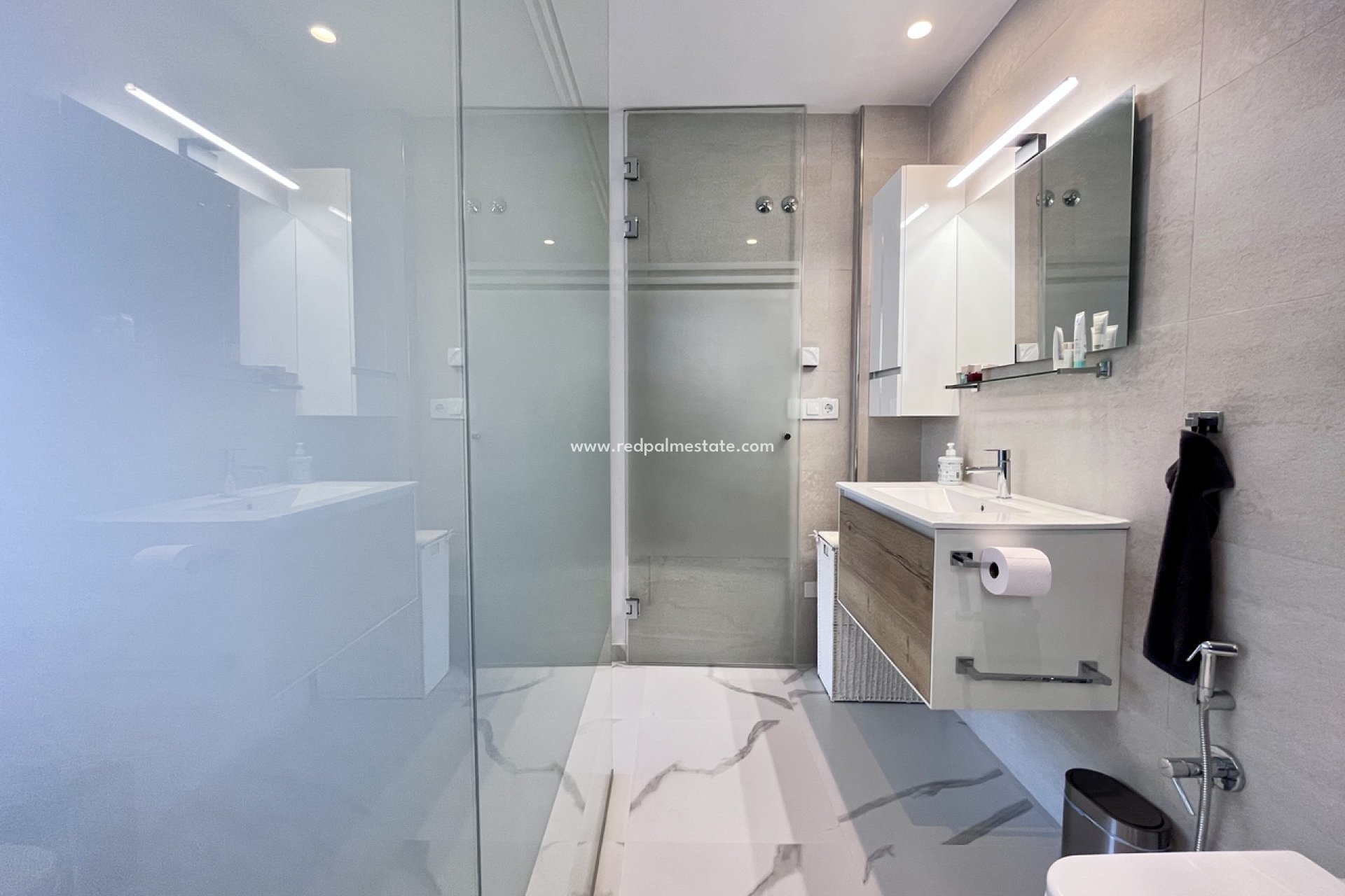 Reventa - Apartmentos -
San Miguel de Salinas - Inland