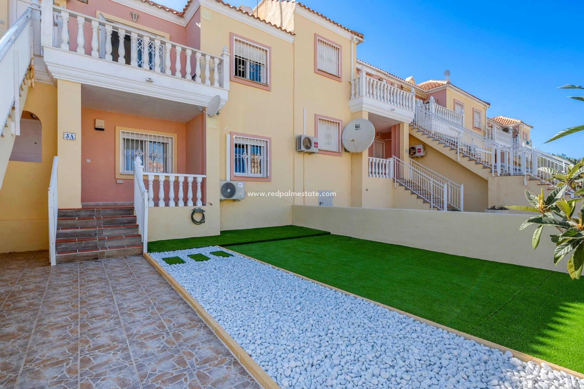 Reventa - Apartmentos -
San Miguel de Salinas - Inland