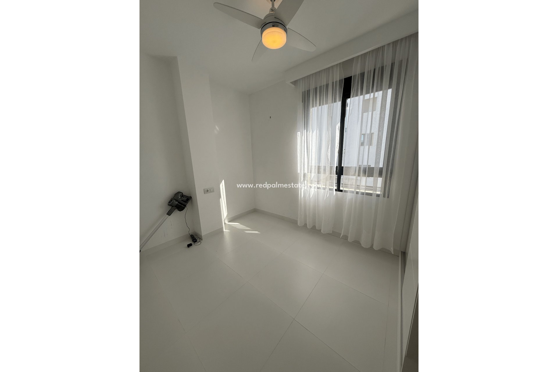 Reventa - Apartmentos -
San Miguel de Salinas - Inland