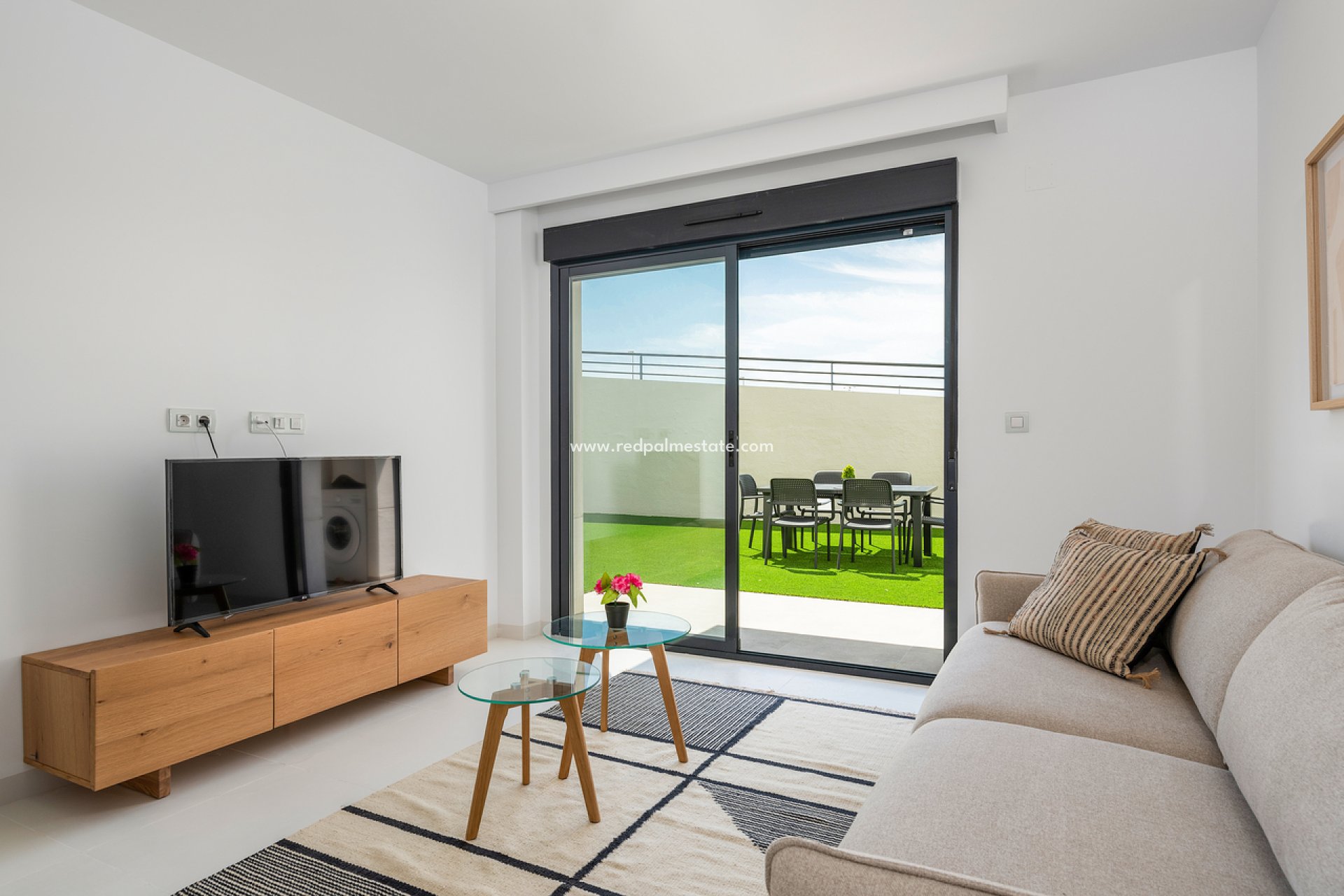 Reventa - Apartmentos -
San Miguel de Salinas - Inland