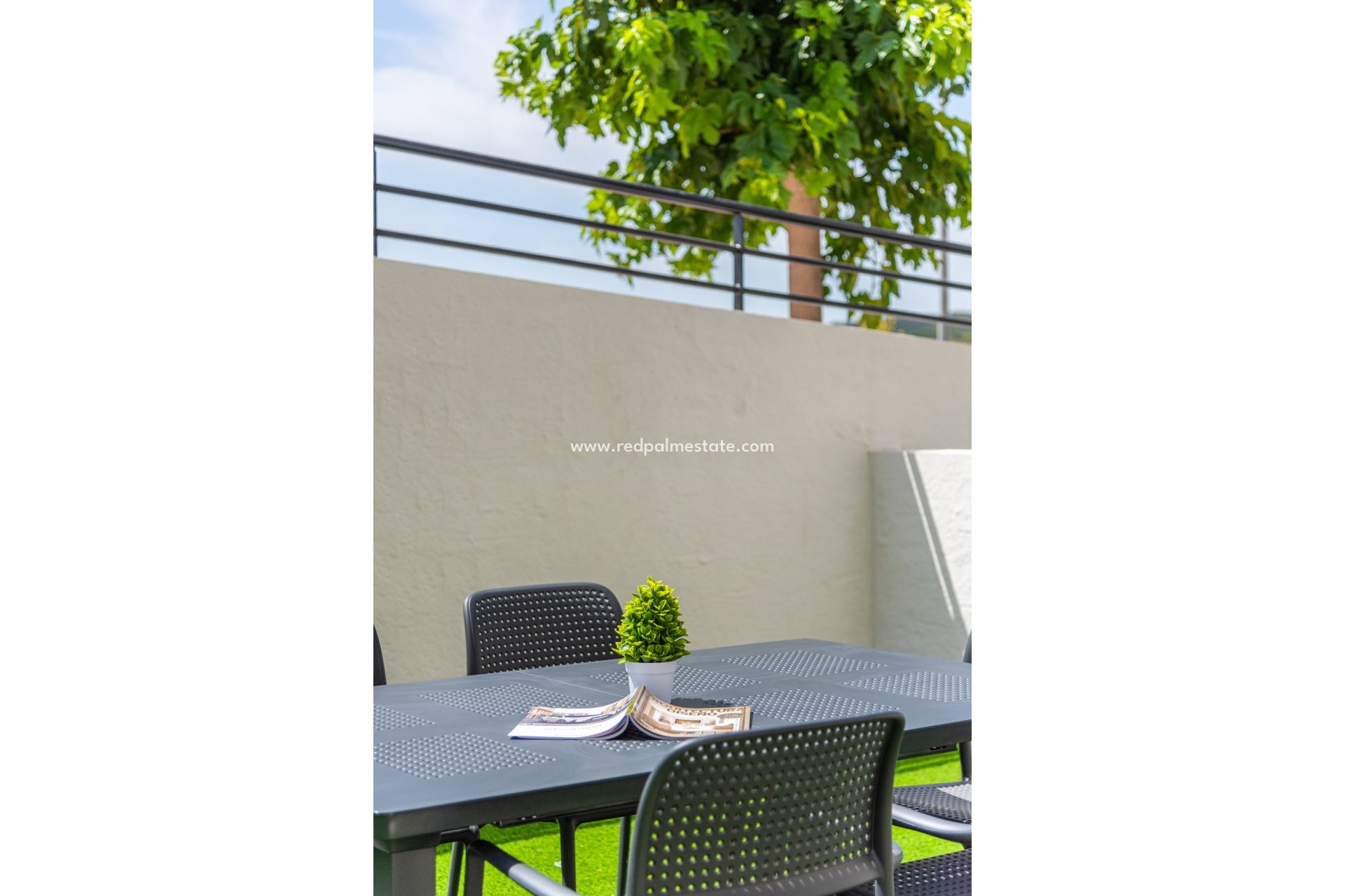 Reventa - Apartmentos -
San Miguel de Salinas - Inland