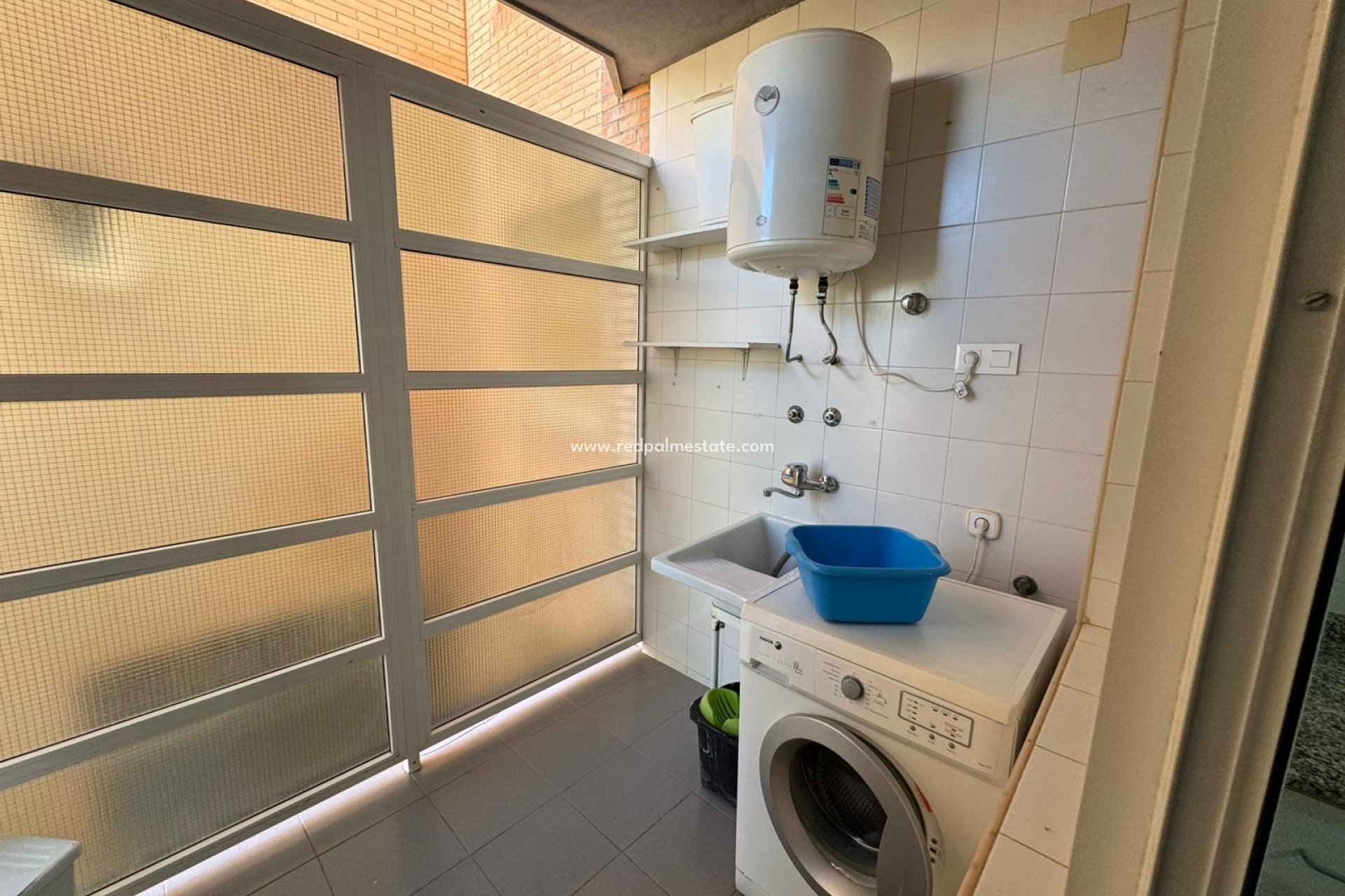 Reventa - Apartmentos -
San Miguel de Salinas - Inland