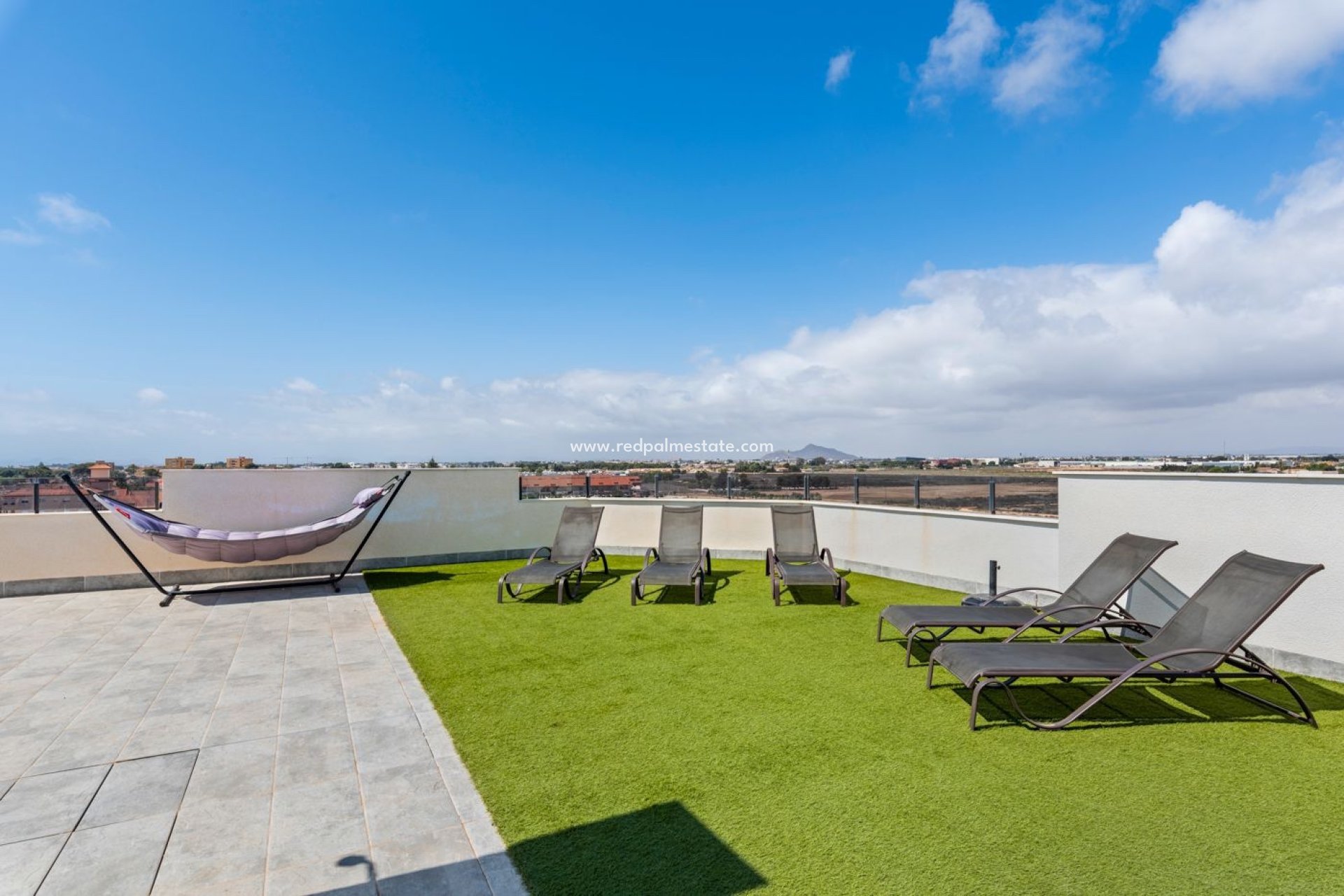 Reventa - Apartmentos -
San Pedro del Pinatar - Lo pagan