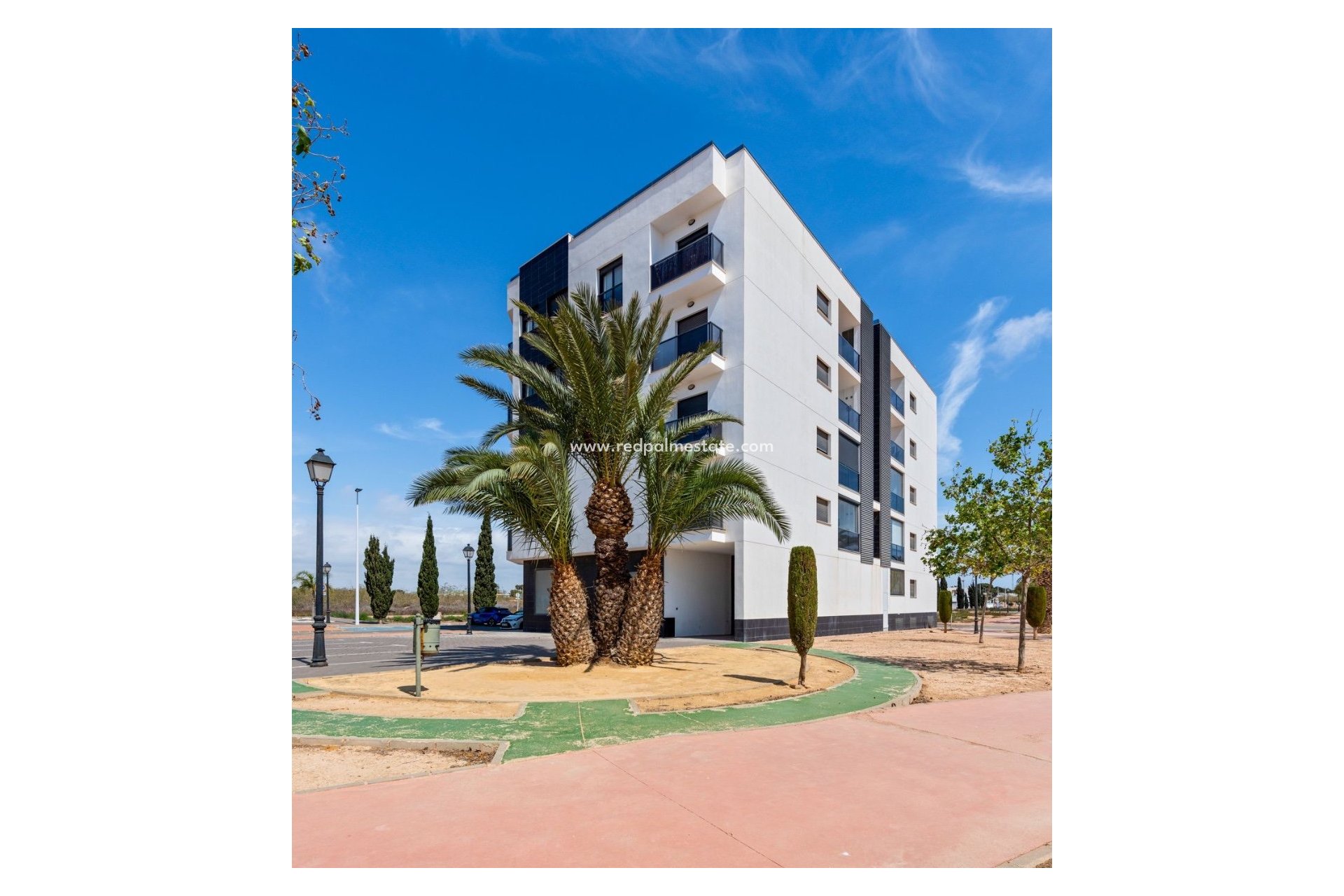 Reventa - Apartmentos -
San Pedro del Pinatar - Lo pagan