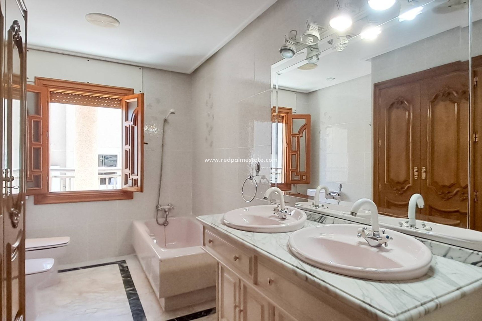 Reventa - Apartmentos -
San Pedro del Pinatar - Lo pagan