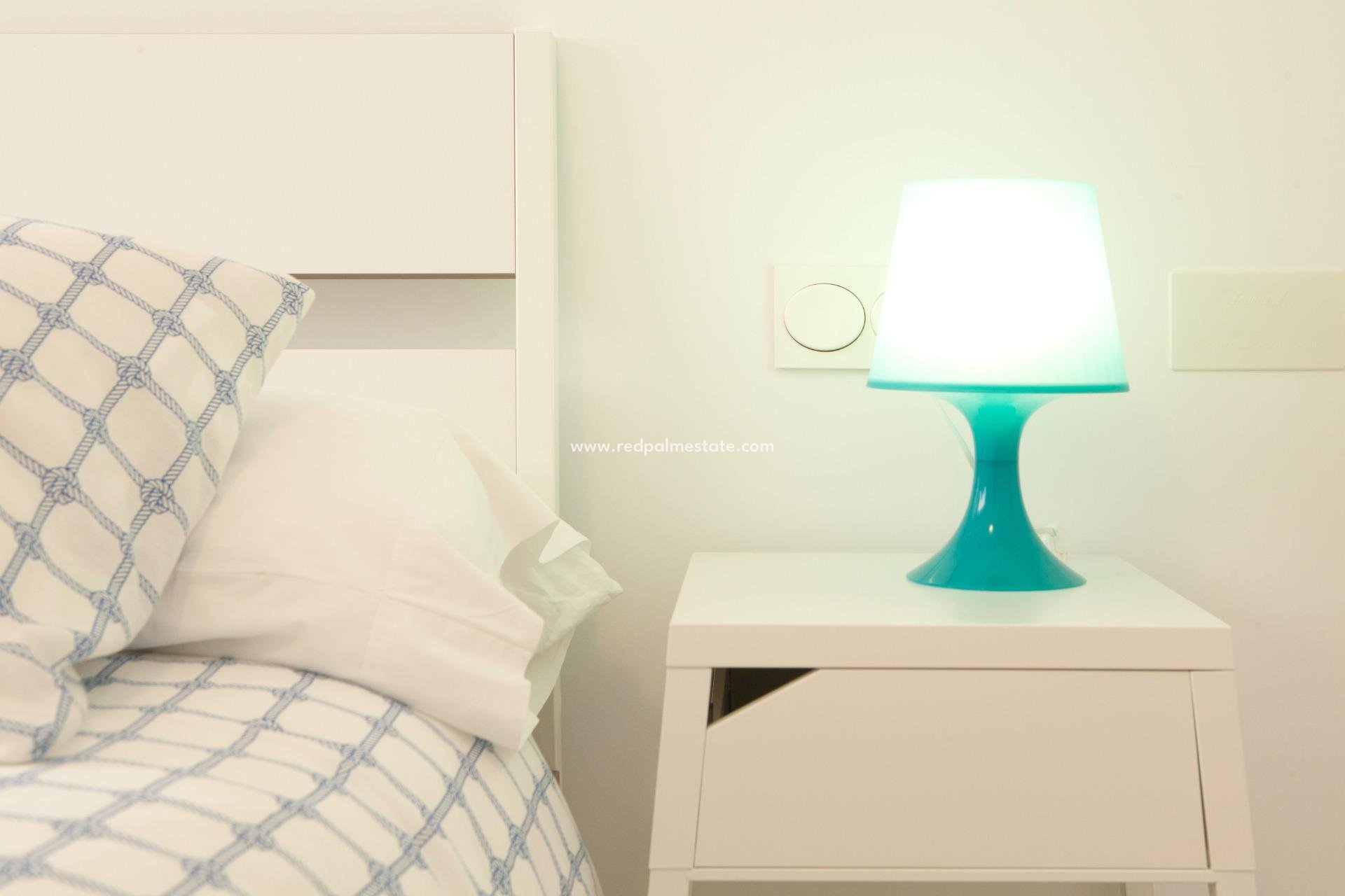 Reventa - Apartmentos -
Santa Pola - Center