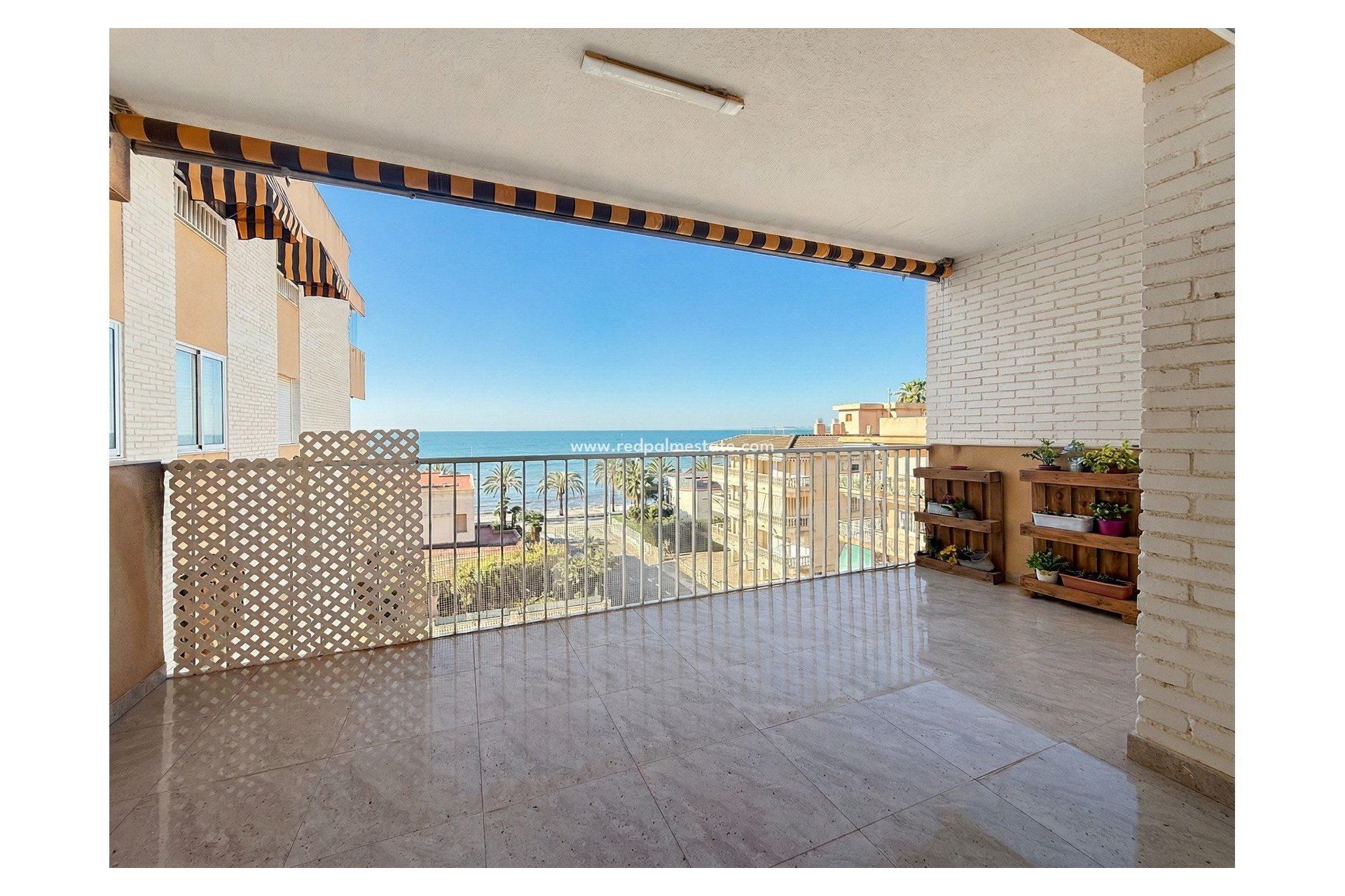 Reventa - Apartmentos -
Santa Pola