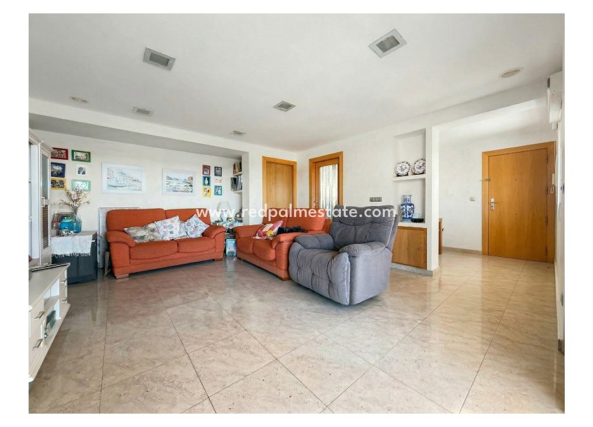 Reventa - Apartmentos -
Santa Pola