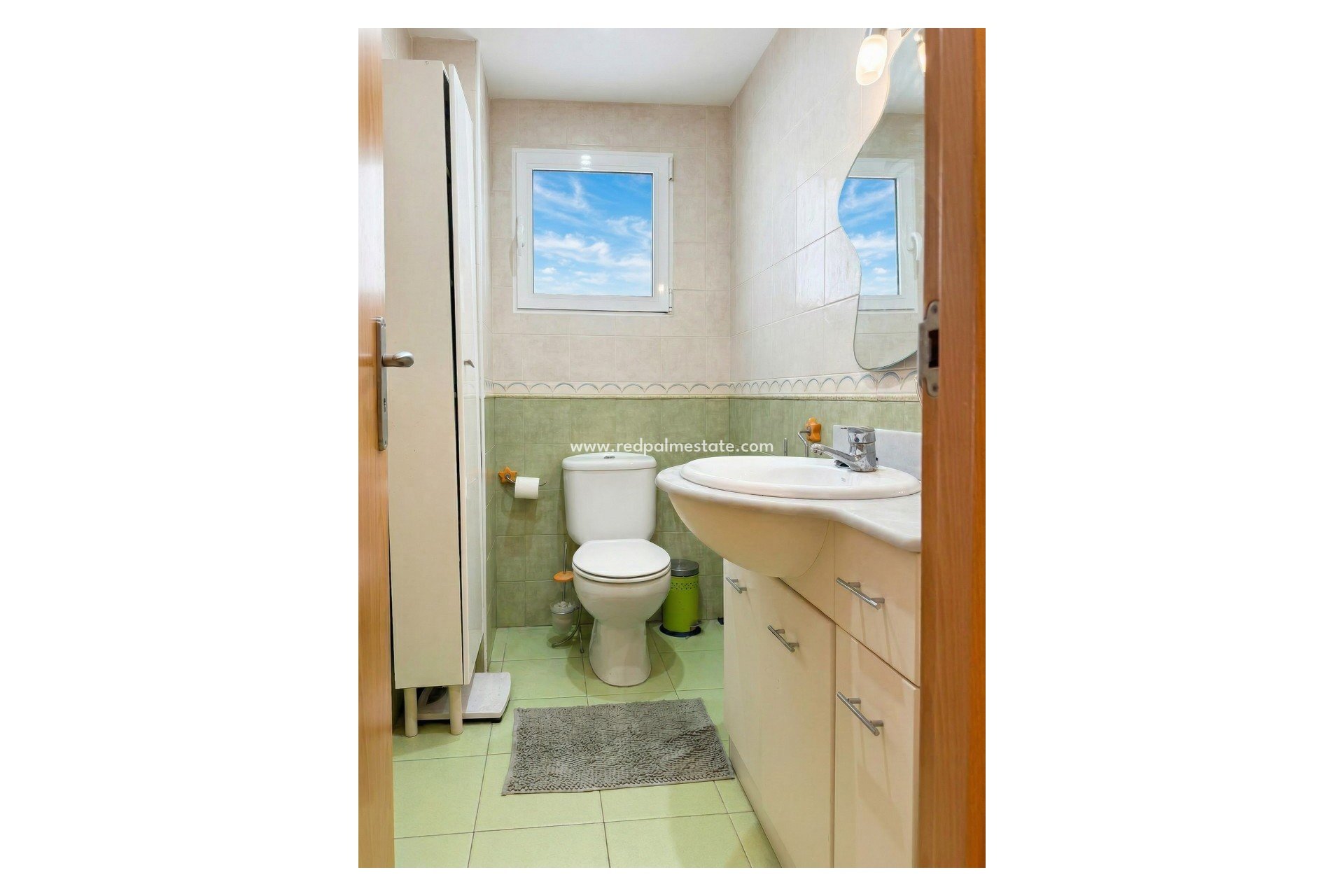 Reventa - Apartmentos -
Santa Pola