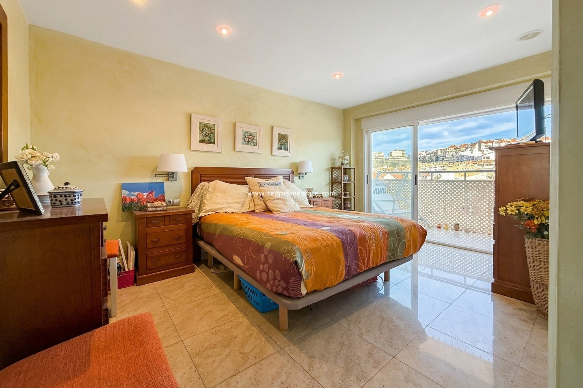 Reventa - Apartmentos -
Santa Pola