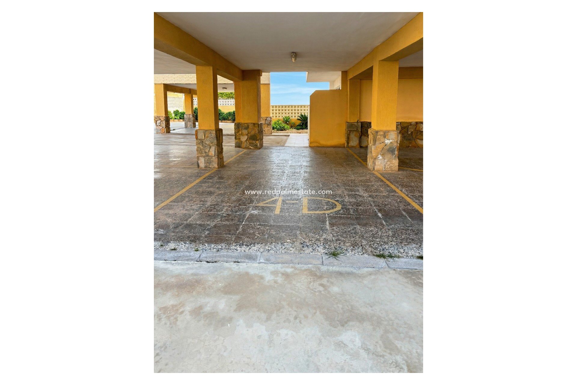 Reventa - Apartmentos -
Santa Pola