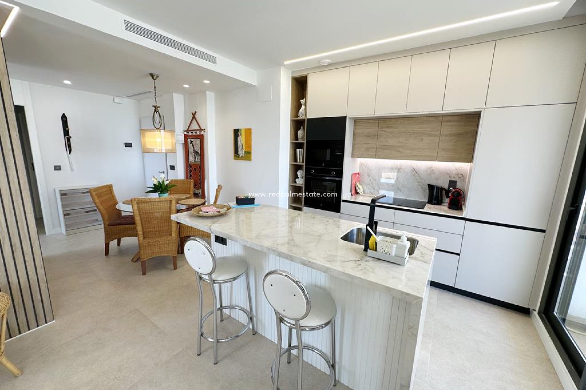 Reventa - Apartmentos -
Santa Rosalia Resort - Inland