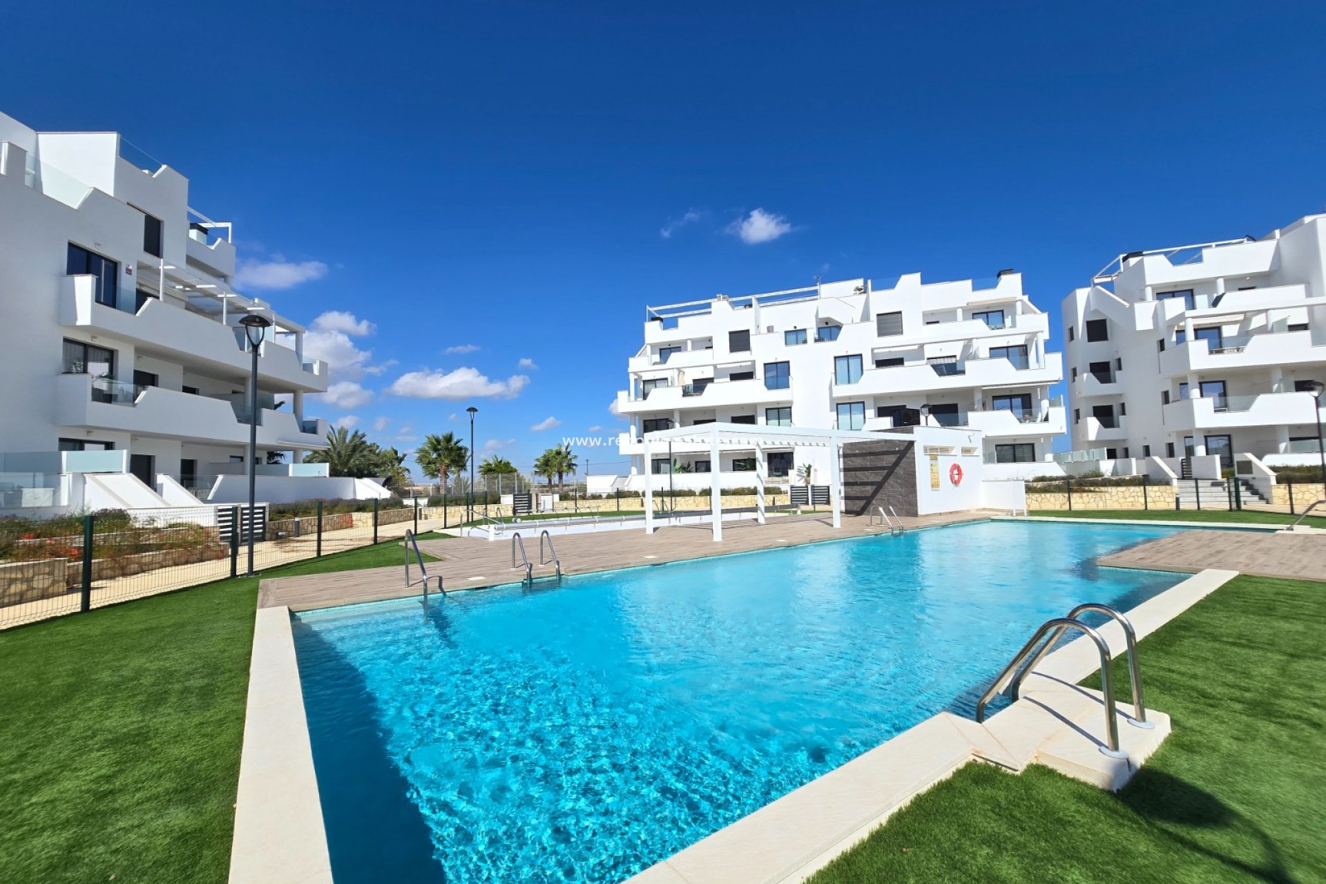 Reventa - Apartmentos -
Santa Rosalia Resort - Inland