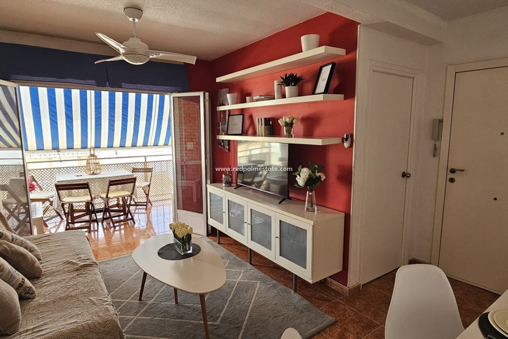 Reventa - Apartmentos -
Torre de la Horadada - Playa