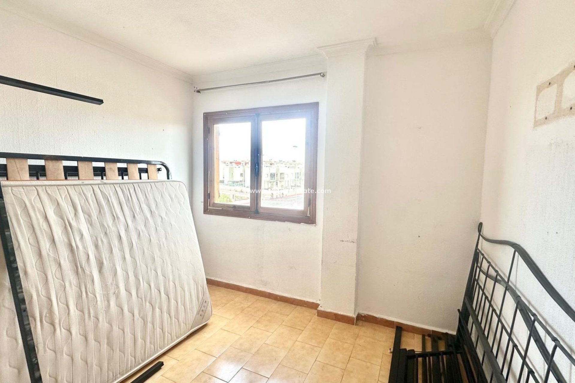 Reventa - Apartmentos -
Torrevieja - Aguas Nueva