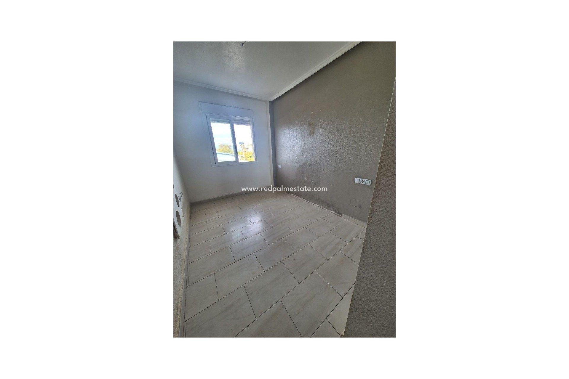 Reventa - Apartmentos -
Torrevieja - Aguas Nueva