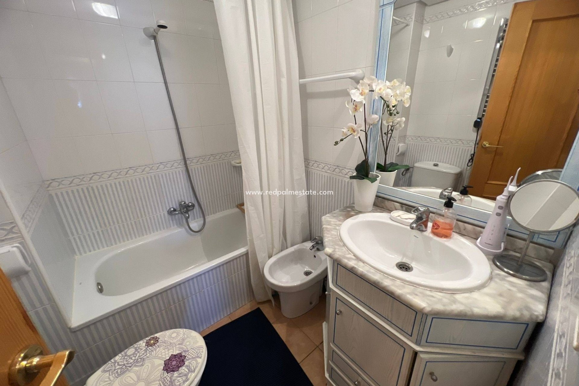 Reventa - Apartmentos -
Torrevieja - Aguas Nueva