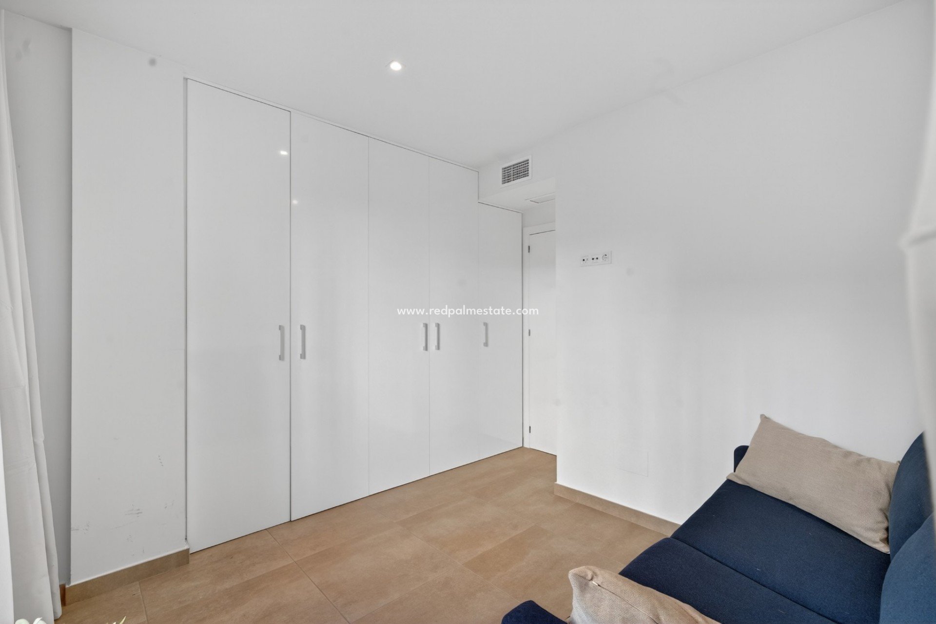 Reventa - Apartmentos -
Torrevieja - Aguas Nueva