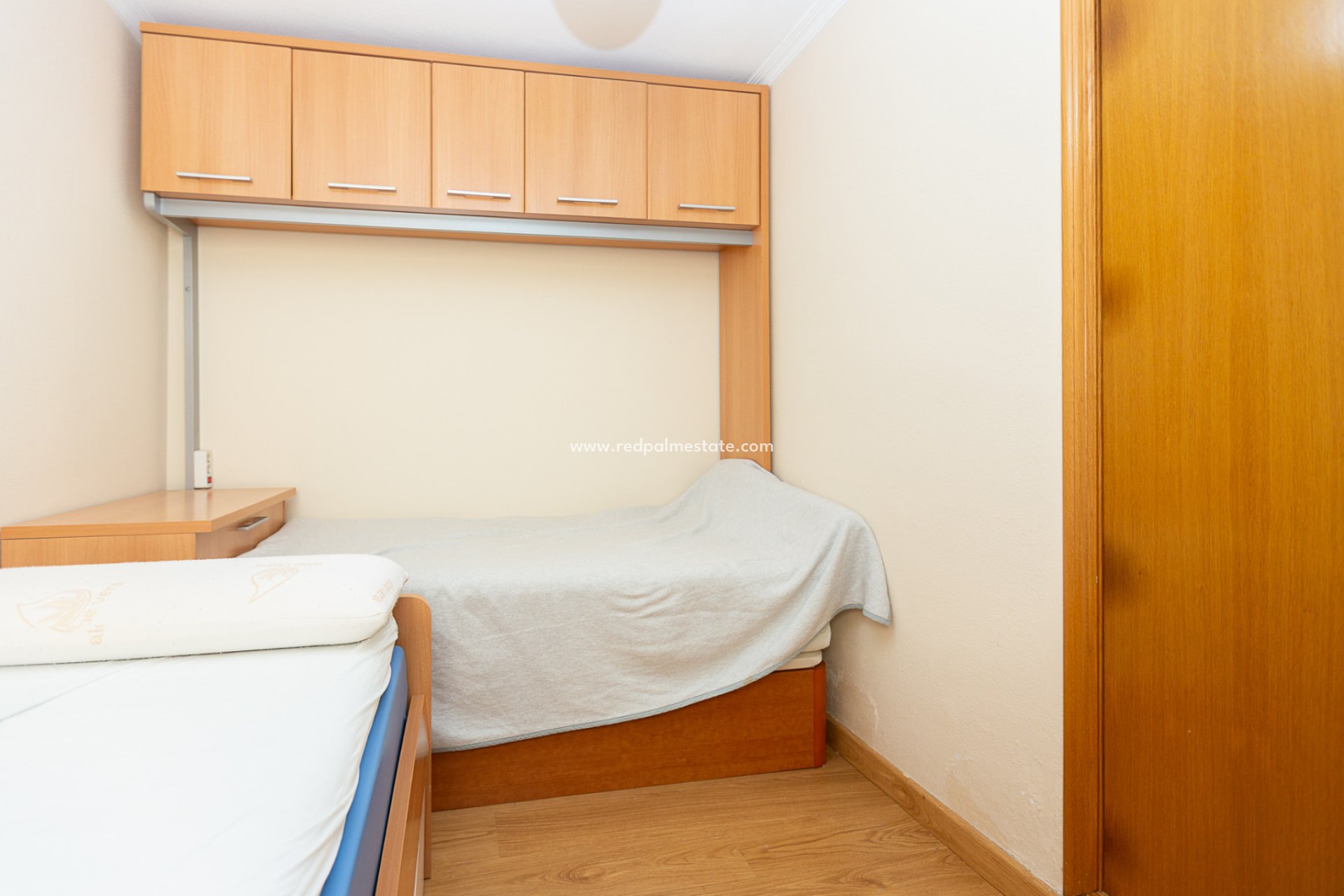 Reventa - Apartmentos -
Torrevieja - Beach