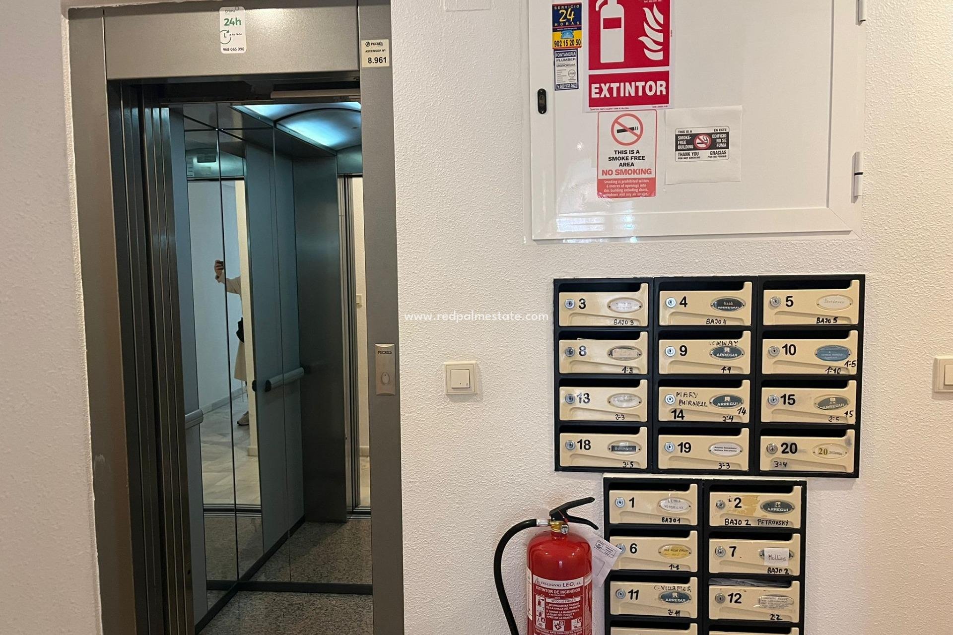 Reventa - Apartmentos -
Torrevieja - Cabo cervera