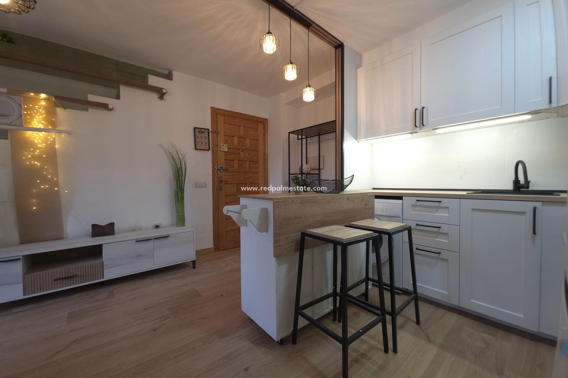 Reventa - Apartmentos -
Torrevieja - Cala Ferris