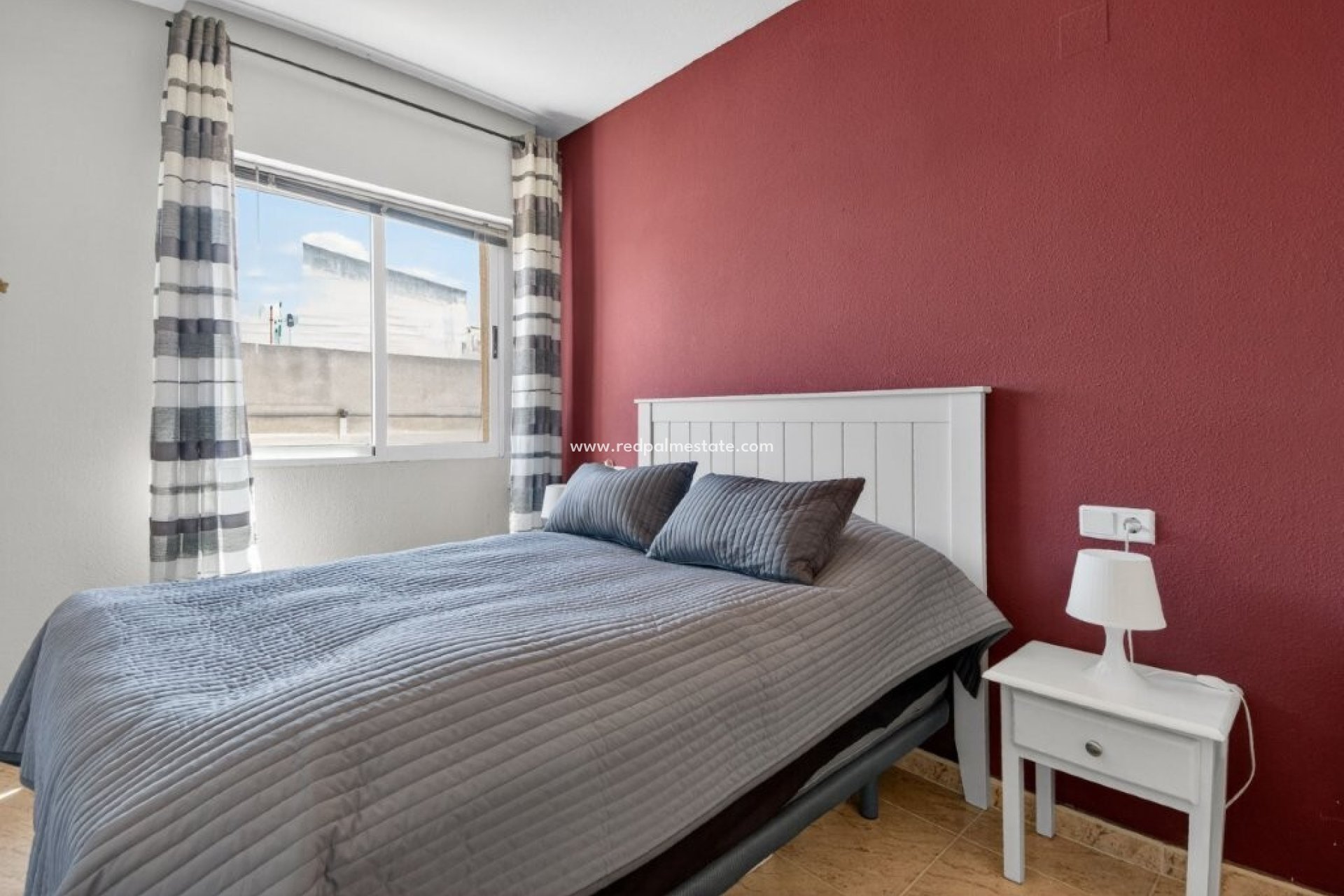 Reventa - Apartmentos -
Torrevieja - Calas blanca