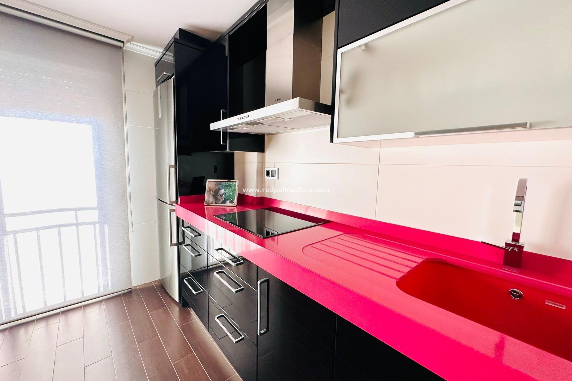 Reventa - Apartmentos -
Torrevieja - Center