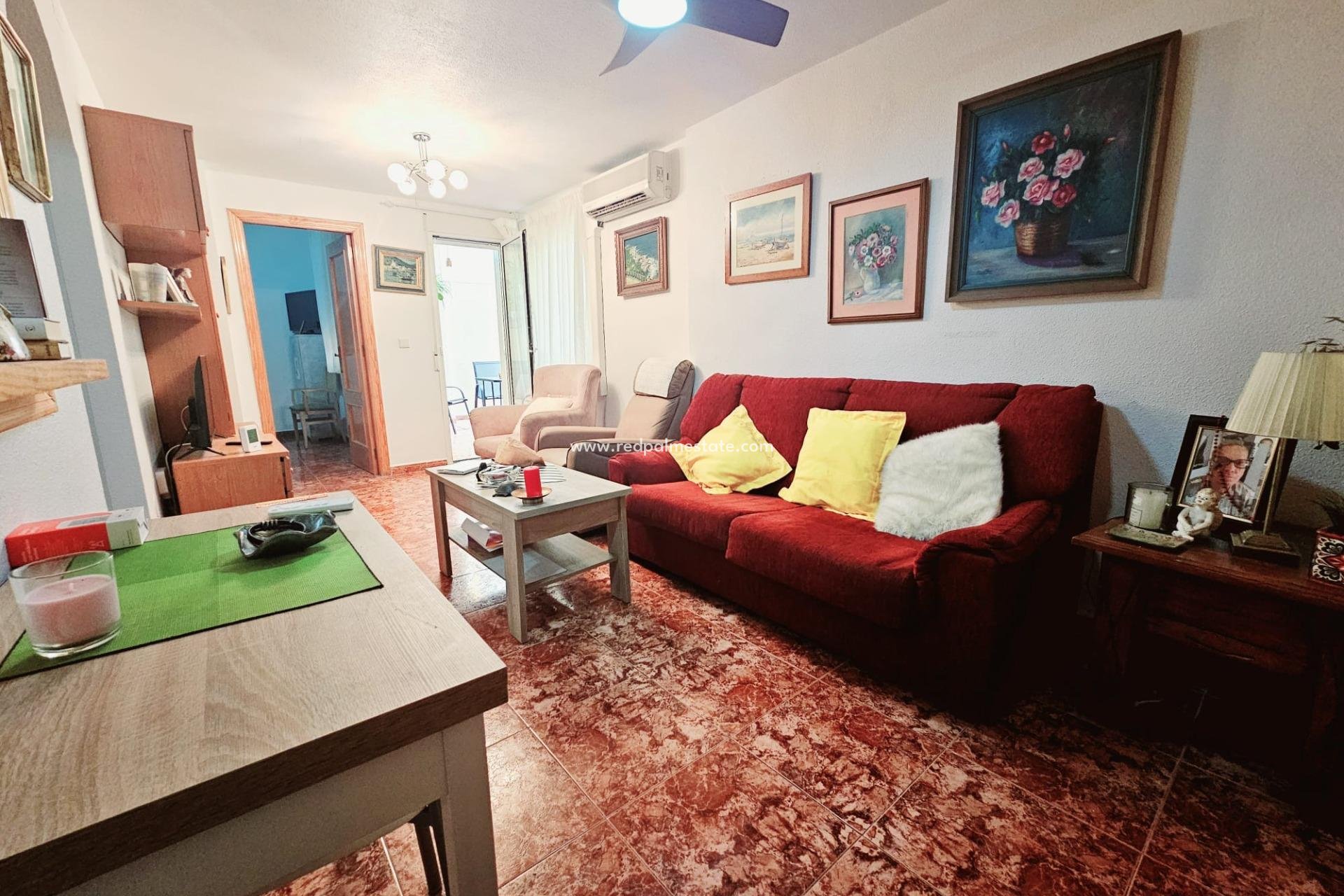 Reventa - Apartmentos -
Torrevieja - Center