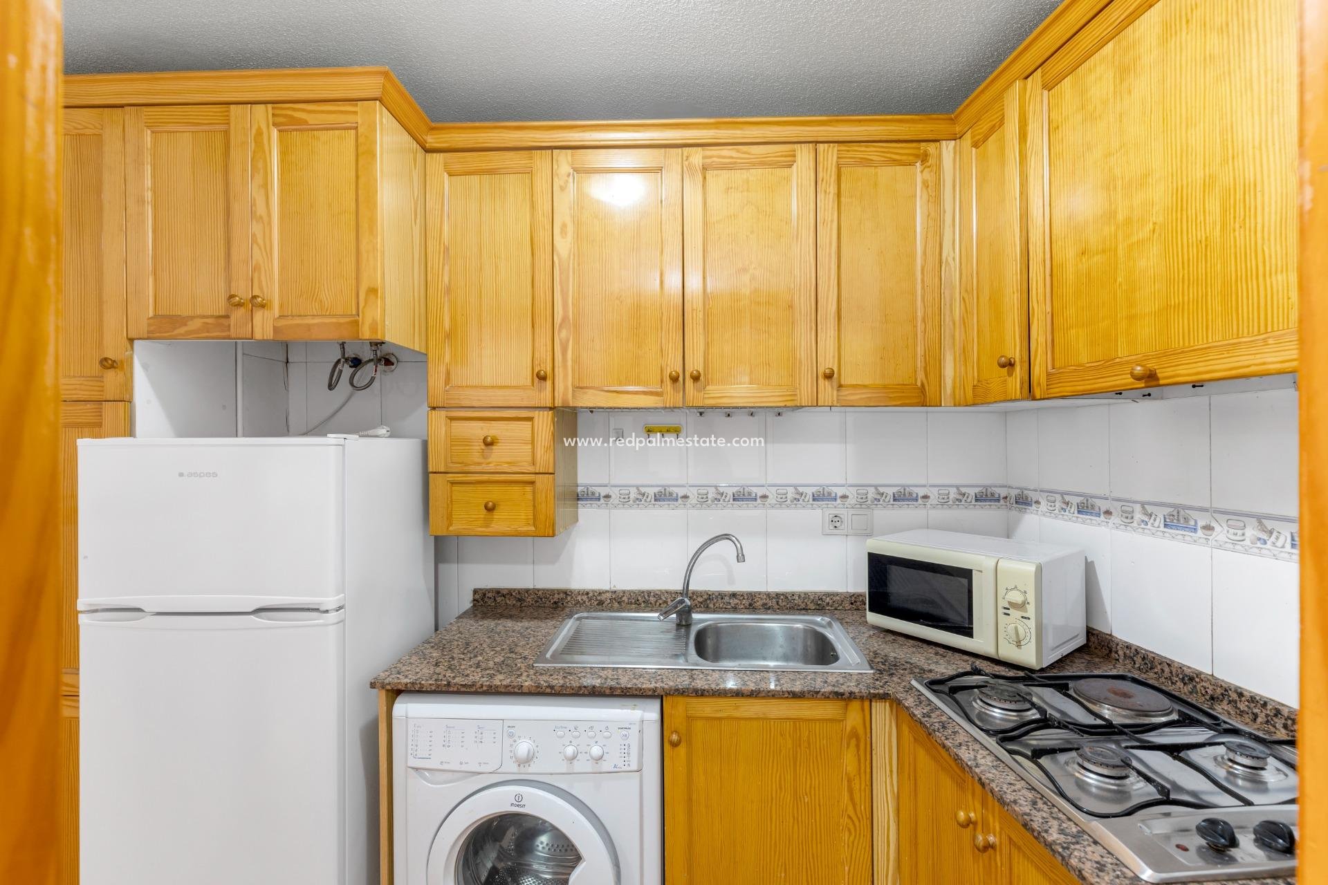 Reventa - Apartmentos -
Torrevieja - Center