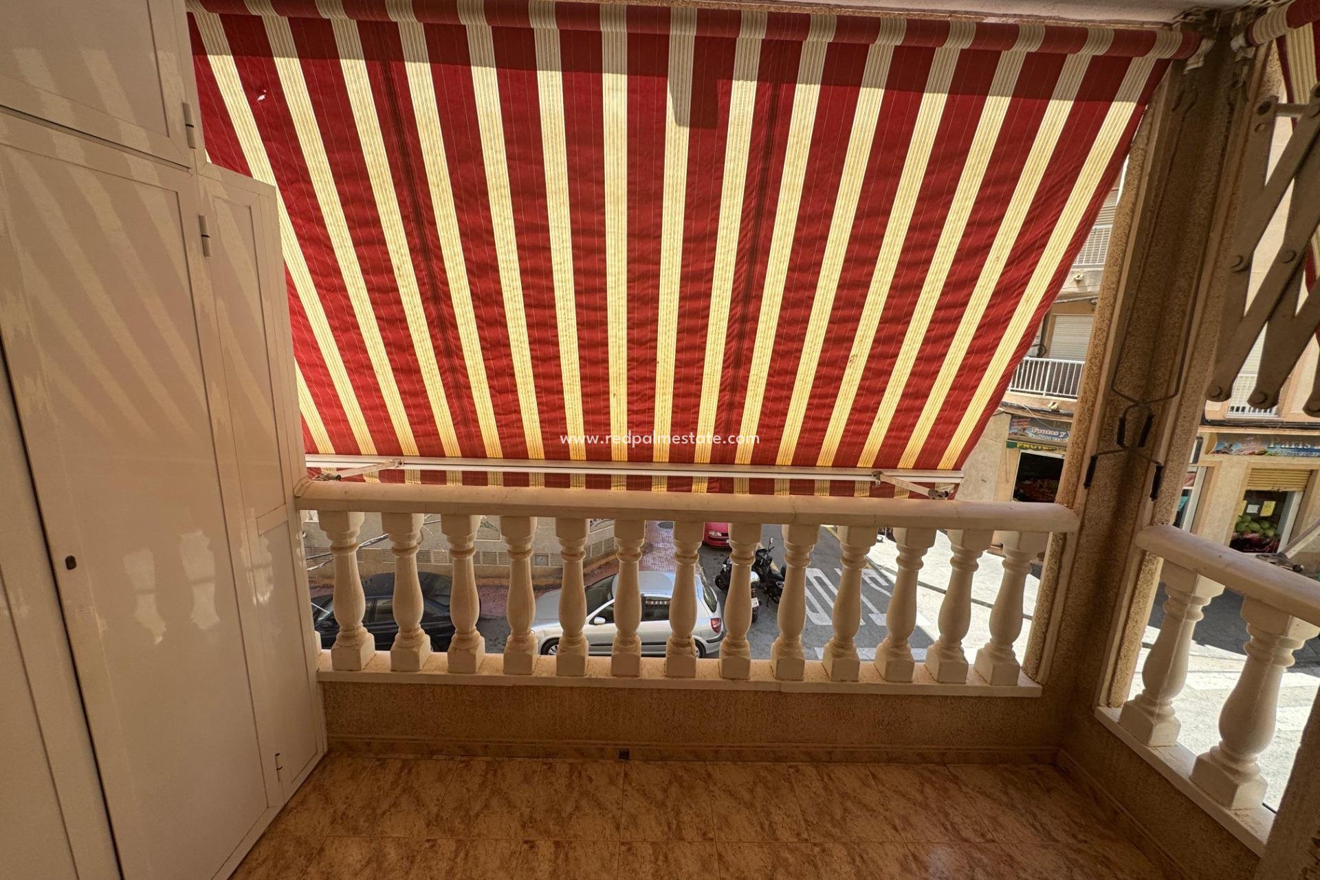 Reventa - Apartmentos -
Torrevieja - Center