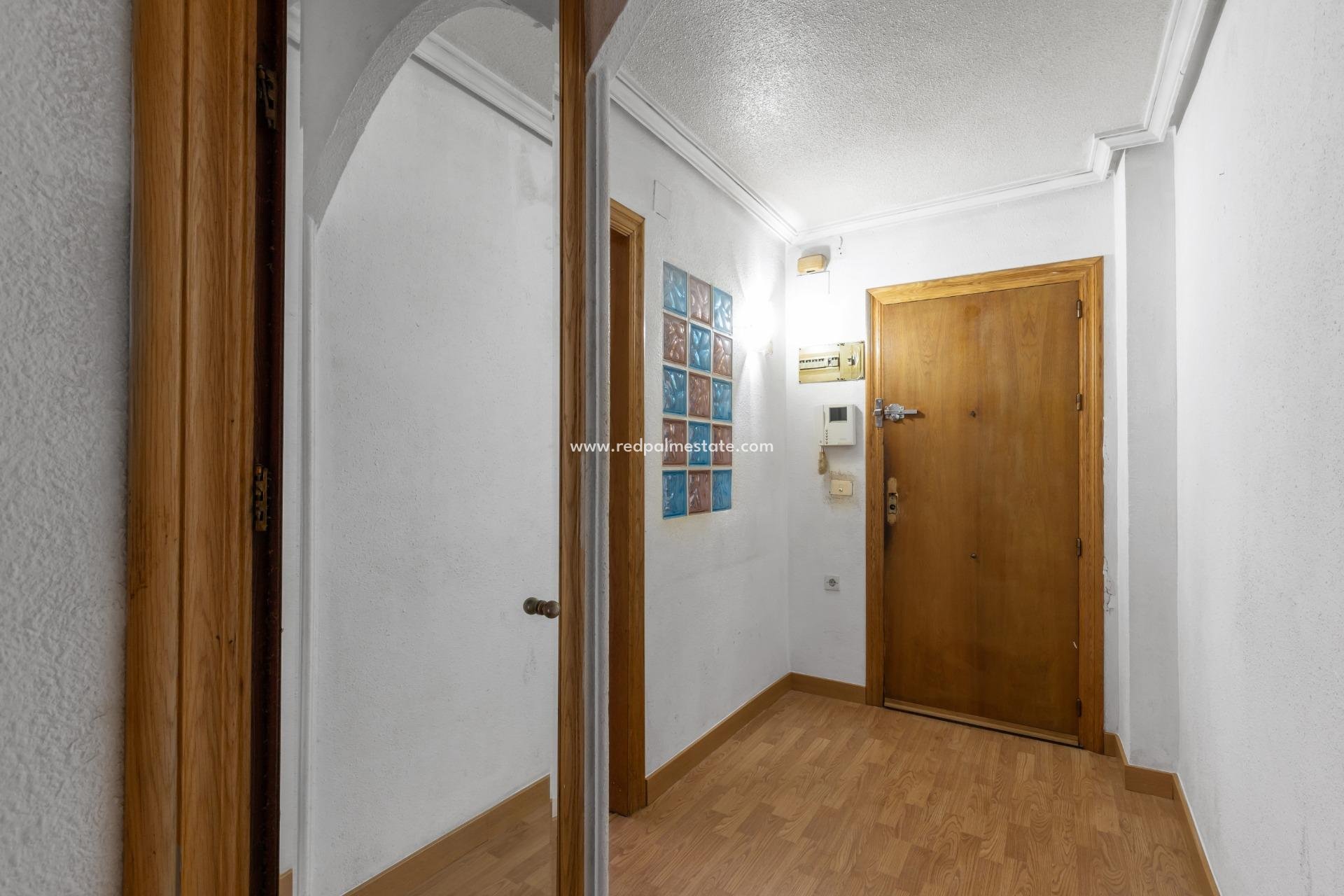 Reventa - Apartmentos -
Torrevieja - Center